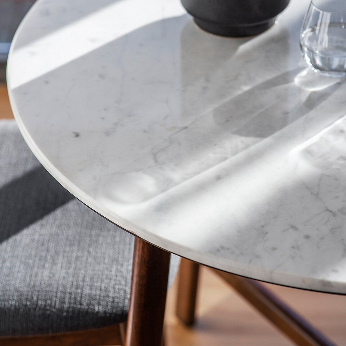 Dhuburi Round Marble & Walnut Dining Table (Seats 4) brown , ÉDITÉ