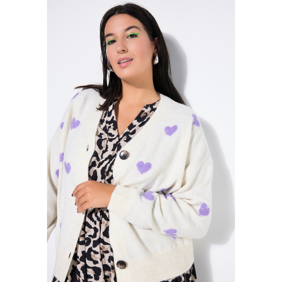 Cardigan oversize, motif cœurs champagne clair, STUDIO UNTOLD