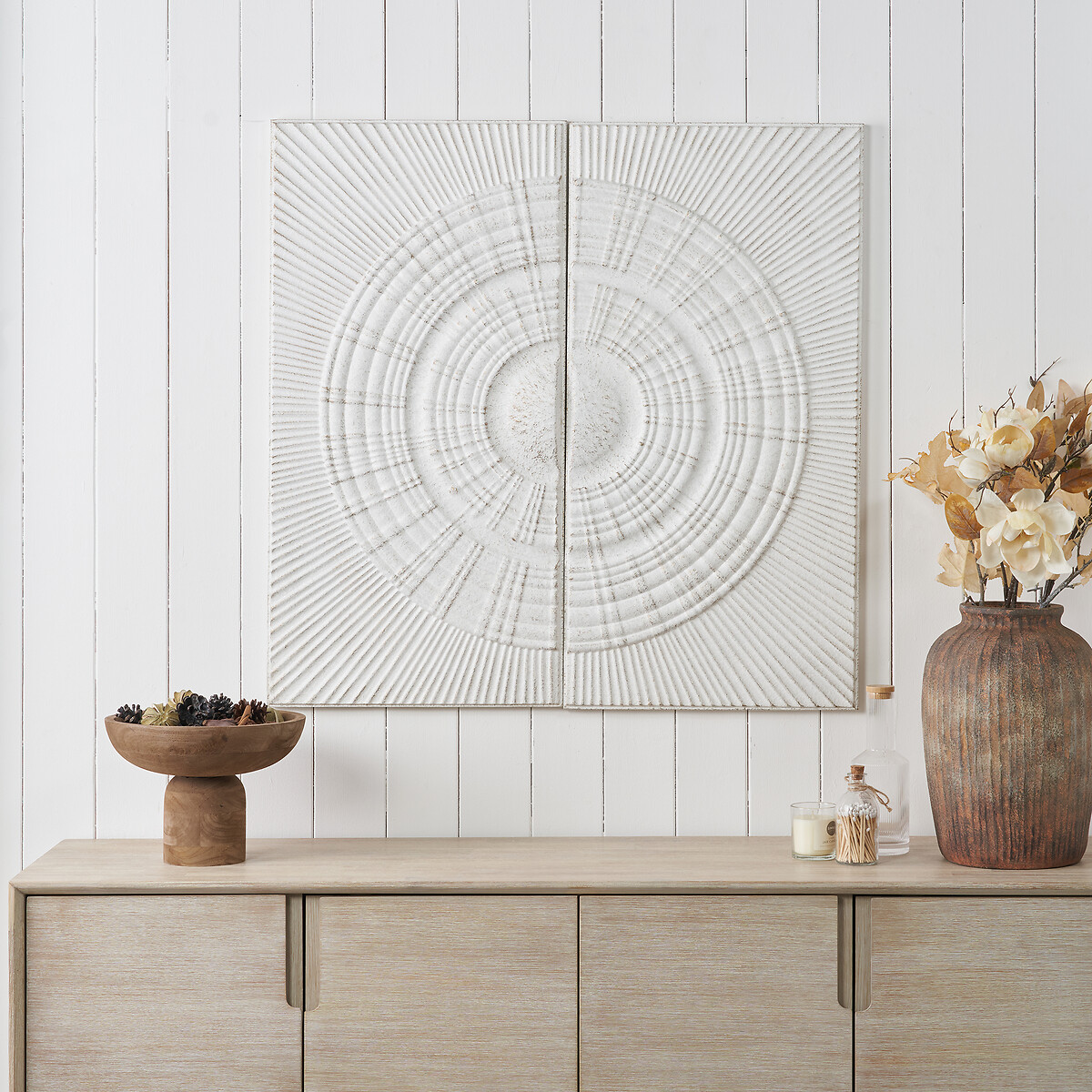 Set of 2 Antique White Moulded Metal Circle Wall Art antique white, ÉDITÉ