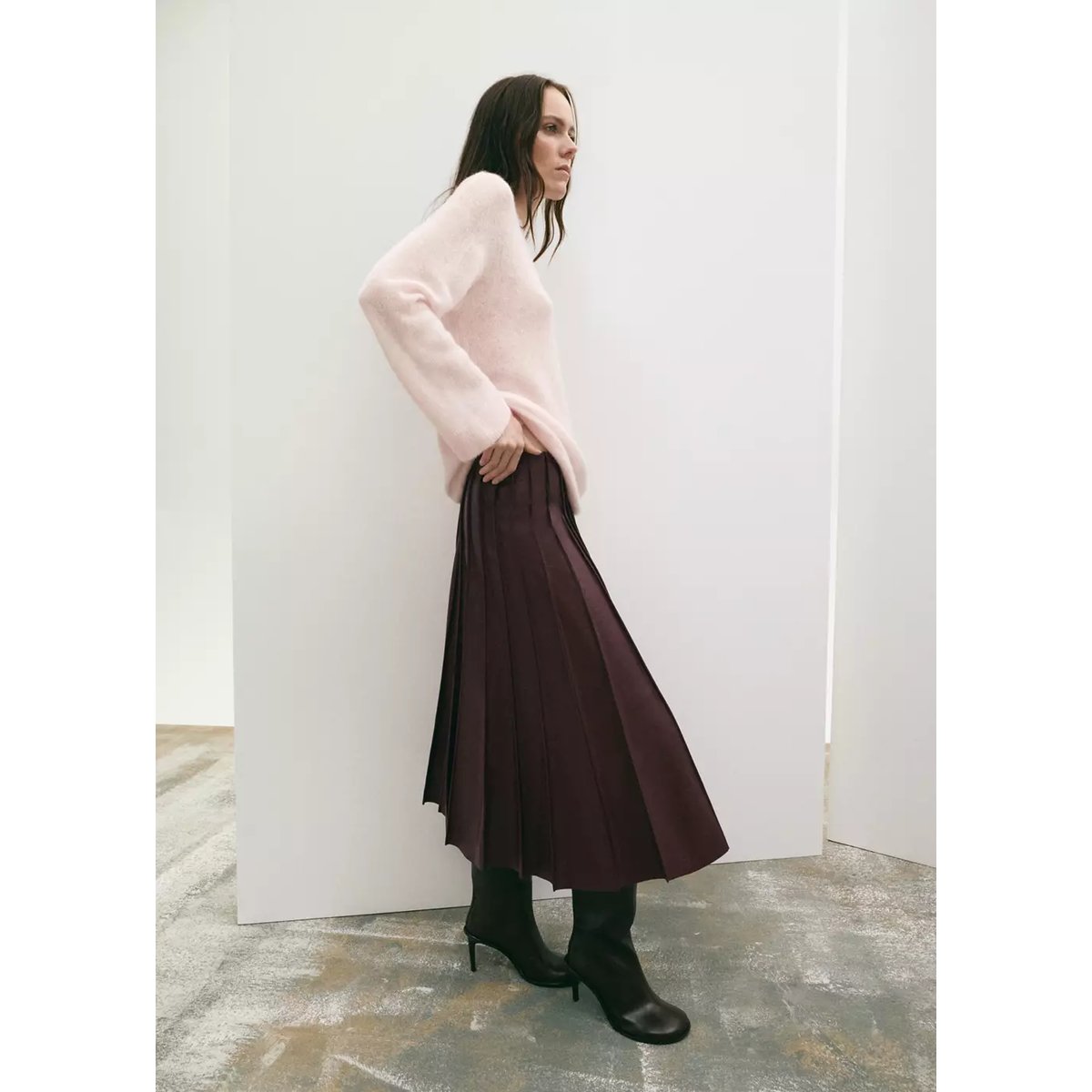 Jupe cuir synthétique à godets grenat, MANGO