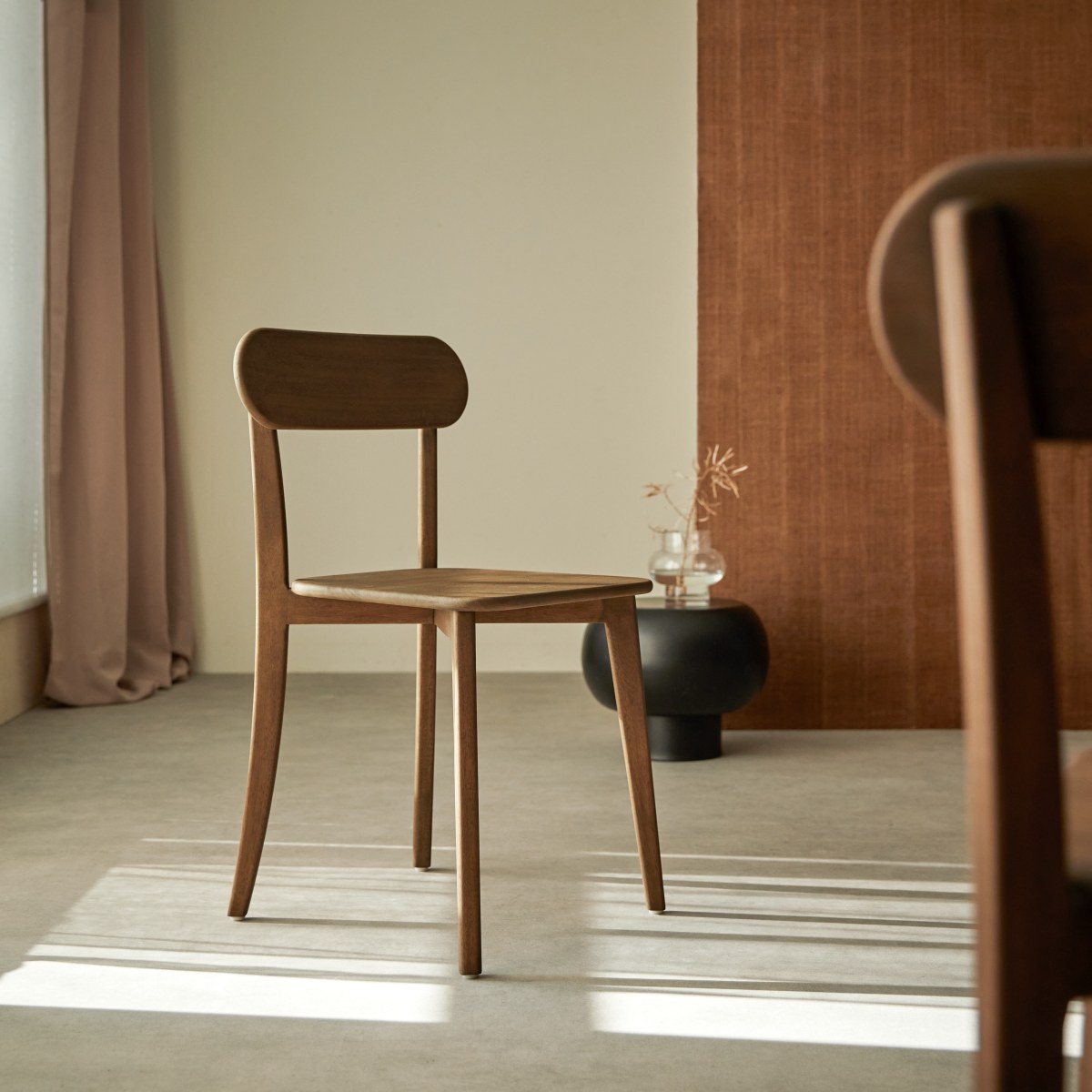Chaise en Acajou massif, ABEL marron, TIKAMOON
