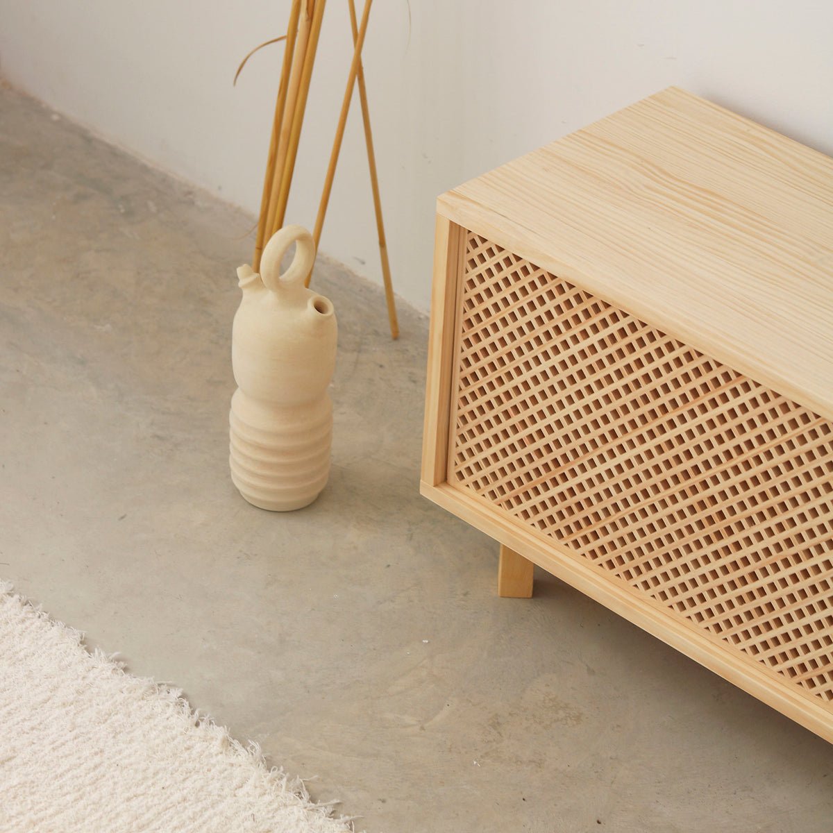 Meuble TV en pin non verni MORA bois clair, NAAN FURNITURE