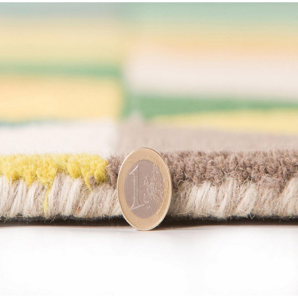 Tapis salon et chambre design pure laine SHAPE multicolore, NOVATREND