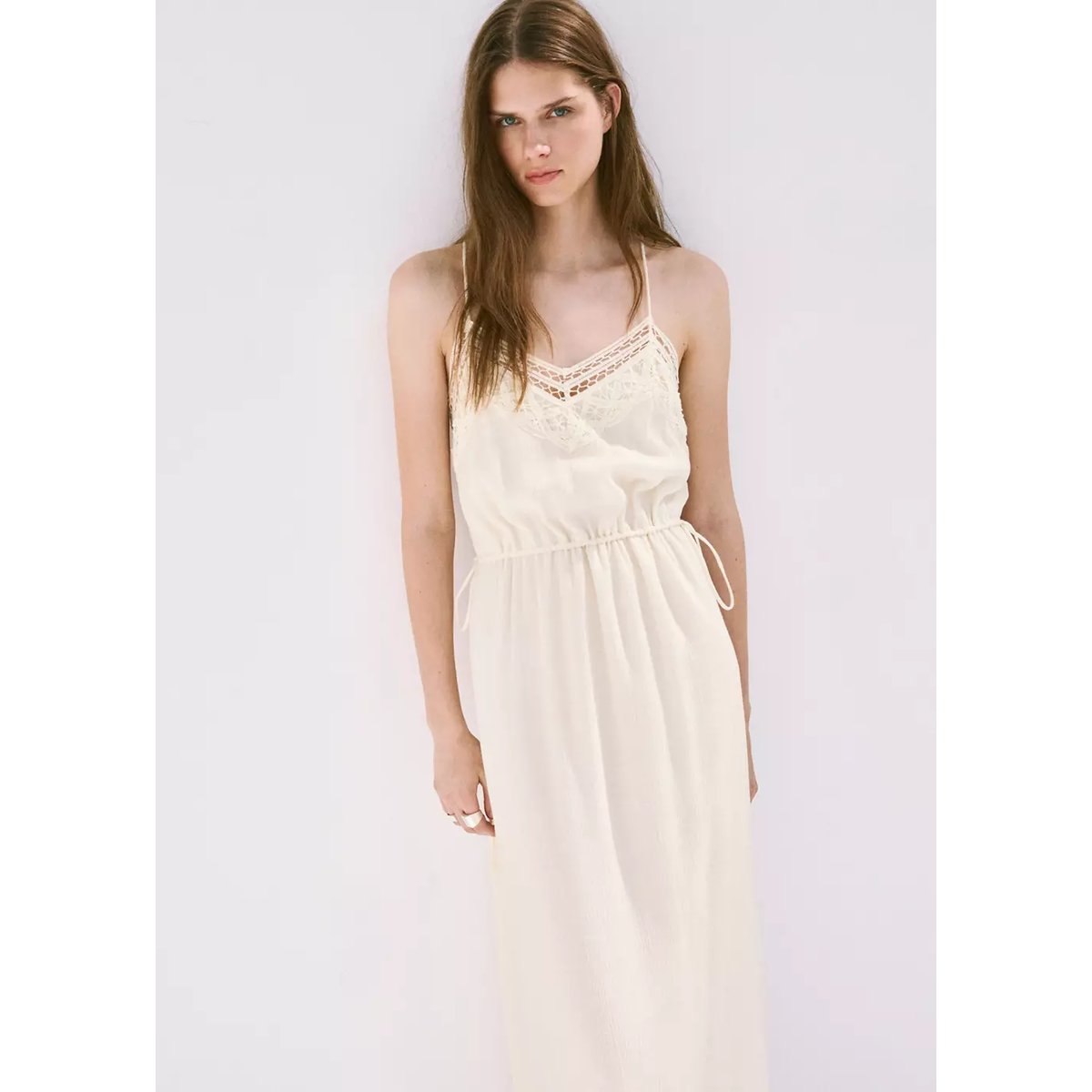 Robe lissée avec broderies ajourées écru, MANGO