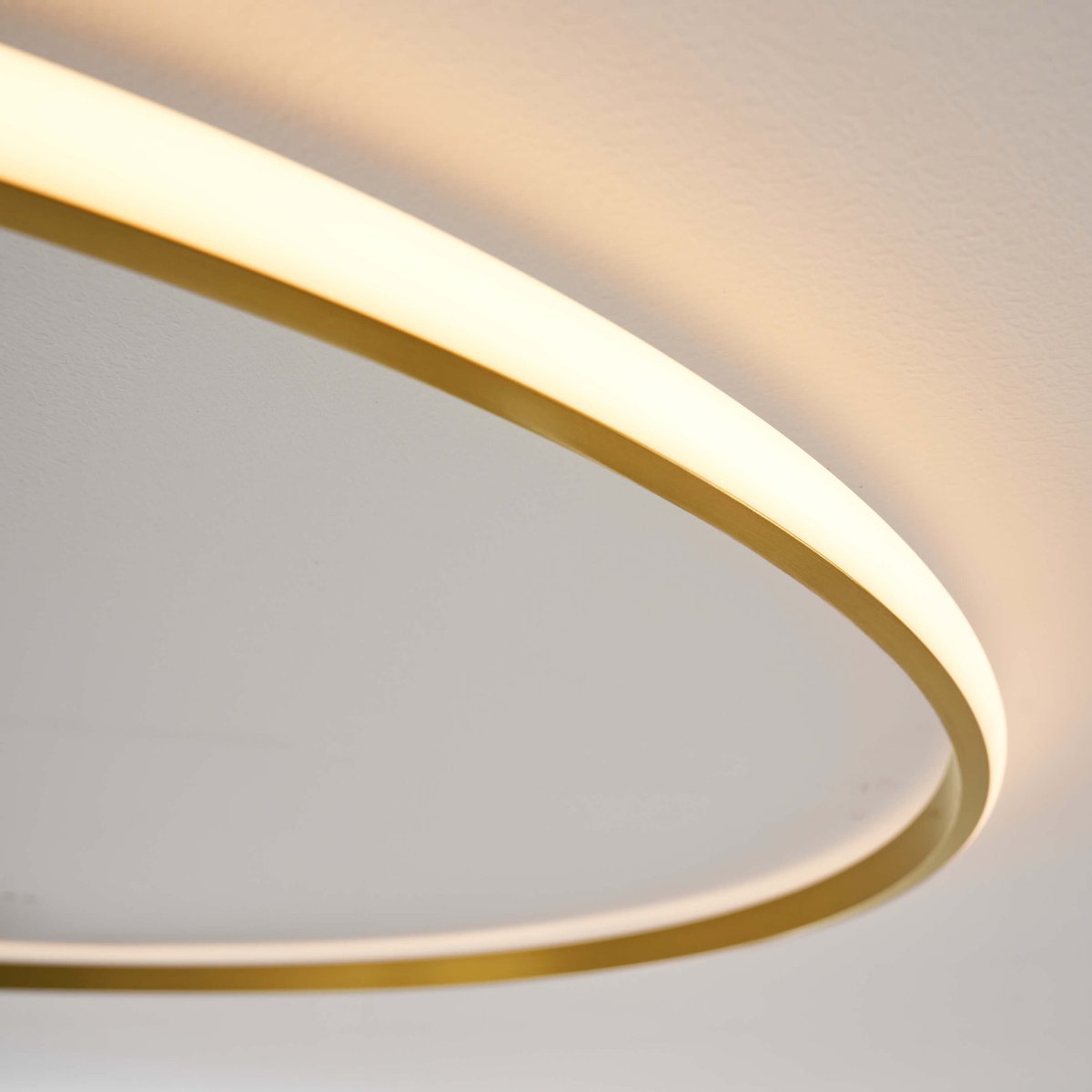 Éclairage LED circulaire doré - CEIRA laiton, KOSILUM