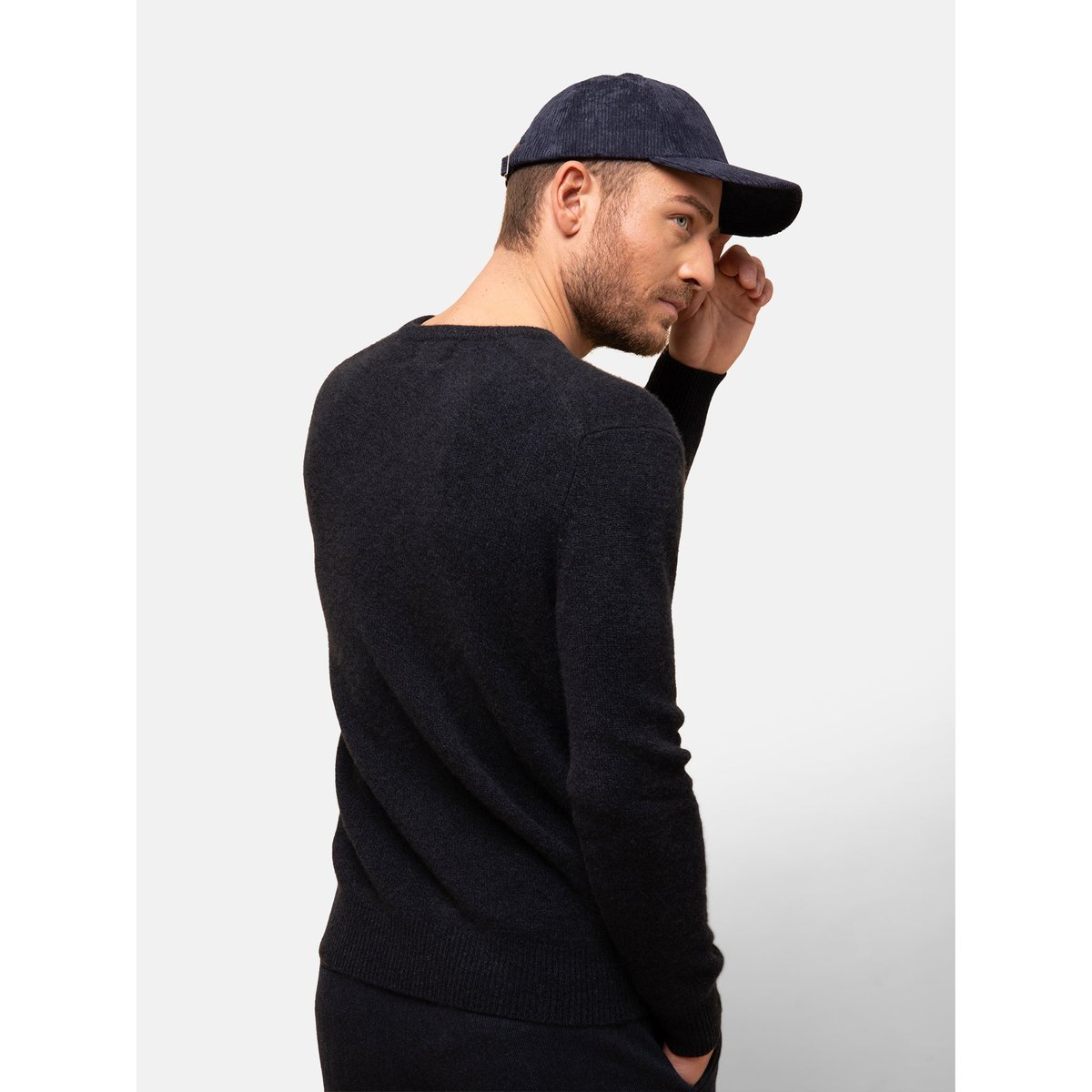 Pull Col V 4 Fils Caviar Nathan bleu foncé, JUST CASHMERE