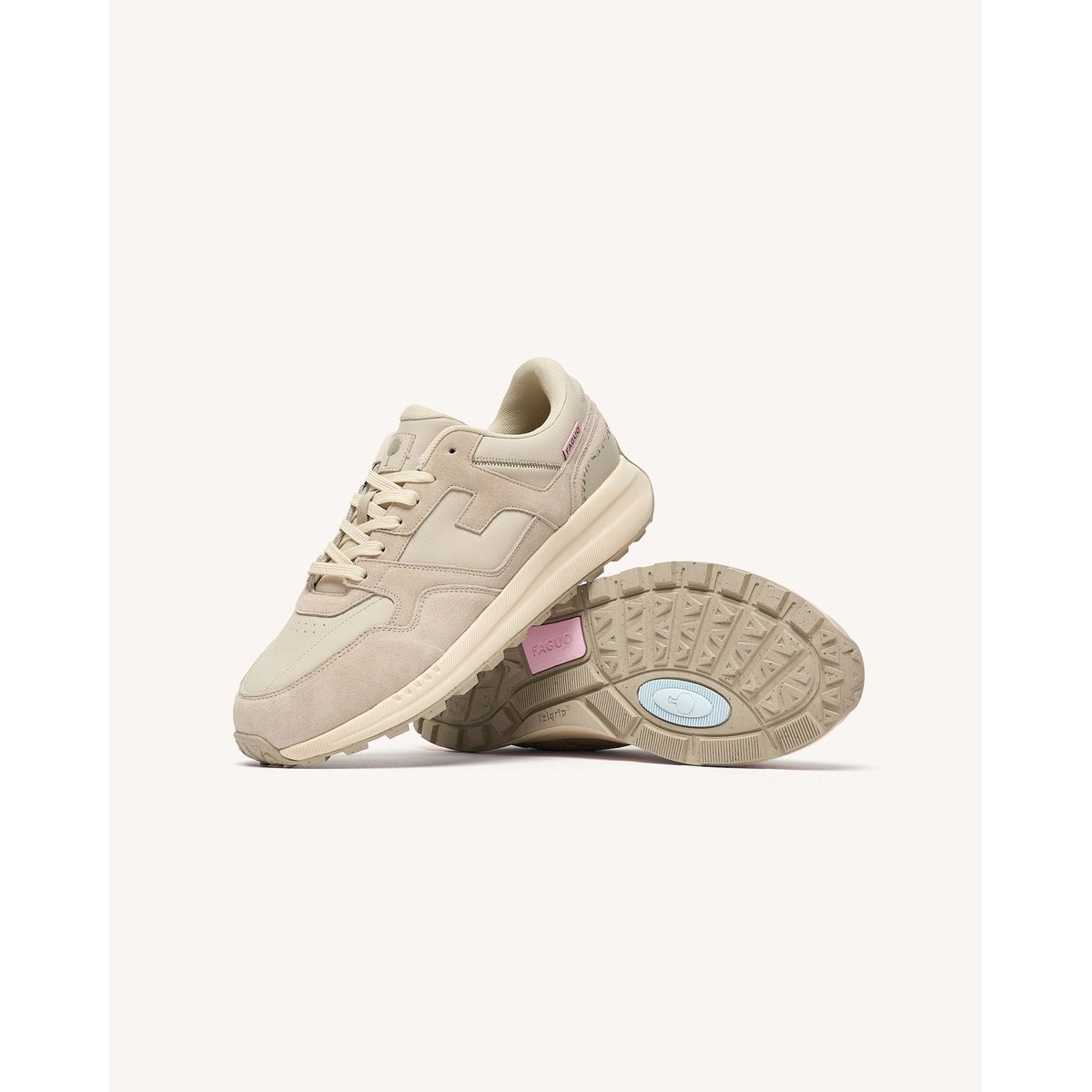 Baskets running en cuir gris clair, FAGUO