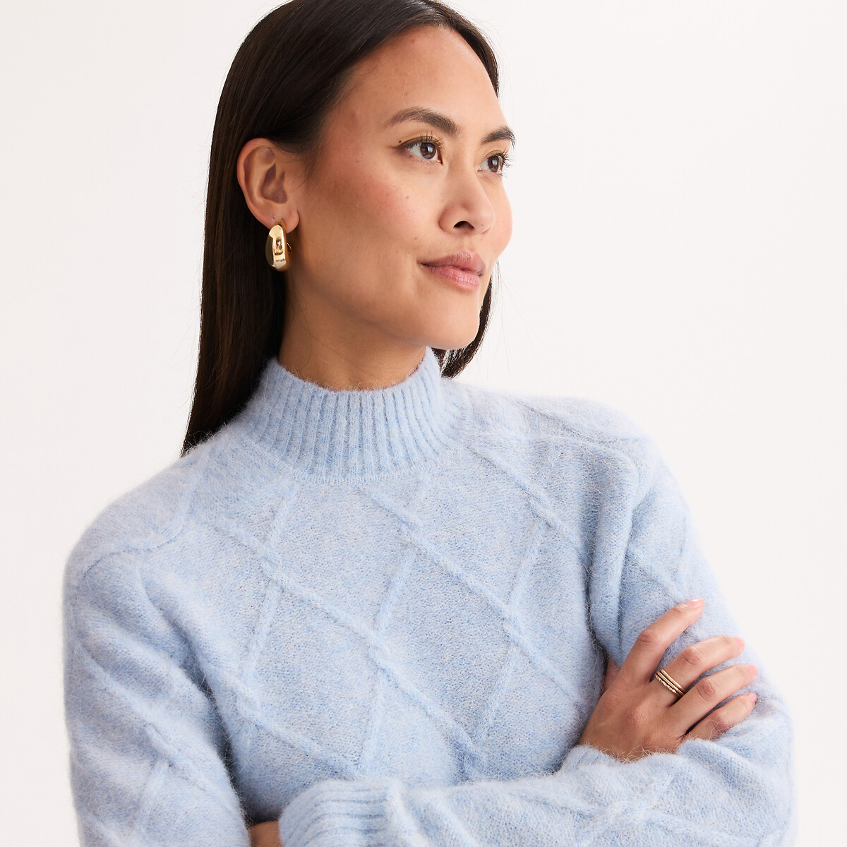 Jersey de cuello alto con punto trenzado en relieve, mezcla de alpaca y lana azul polar , ANNE WEYBURN