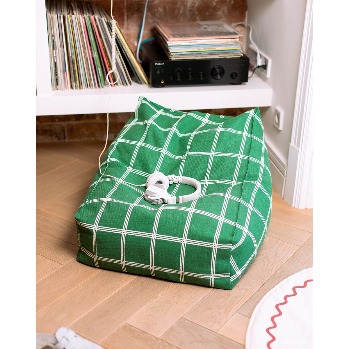 Fauteuil-pouf - taille enfant - VIBES green white windowpane, NOBODINOZ