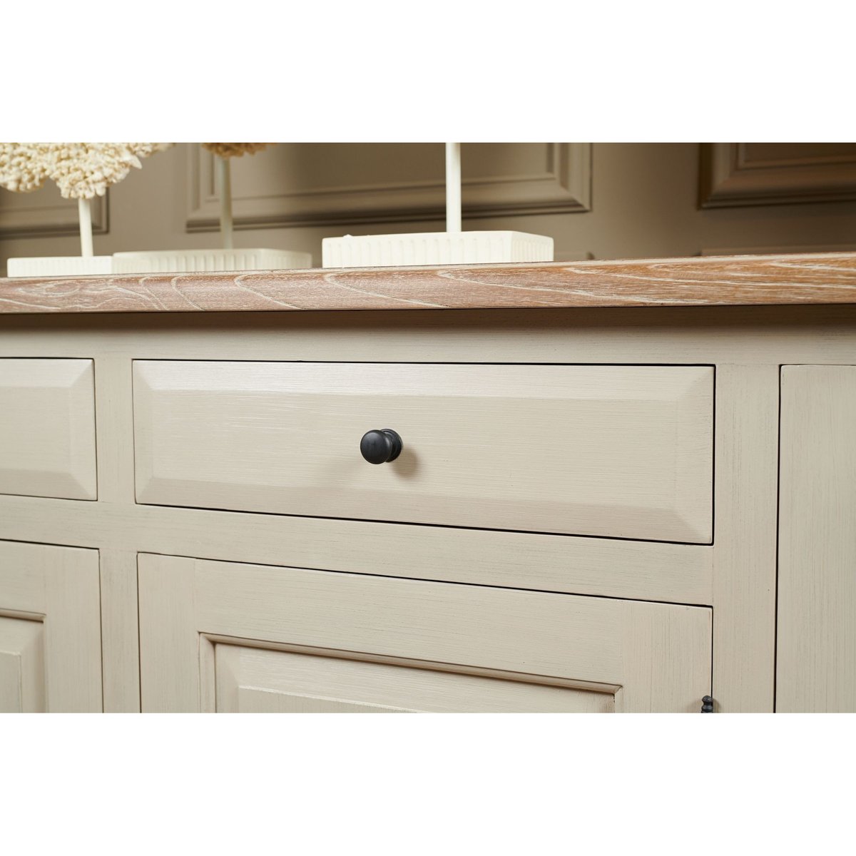 Buffet bas en bois 4 portes 2 tiroirs campagne chic - VILLAS gris, HELLIN, DEPUIS 1862