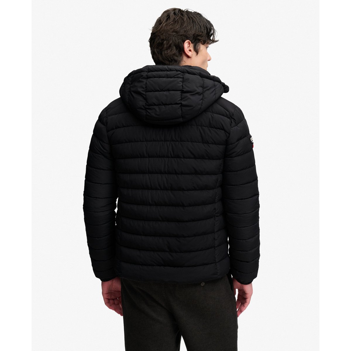 Doudoune Fuji à Capuche Poids Moyen noir de jais, SUPERDRY