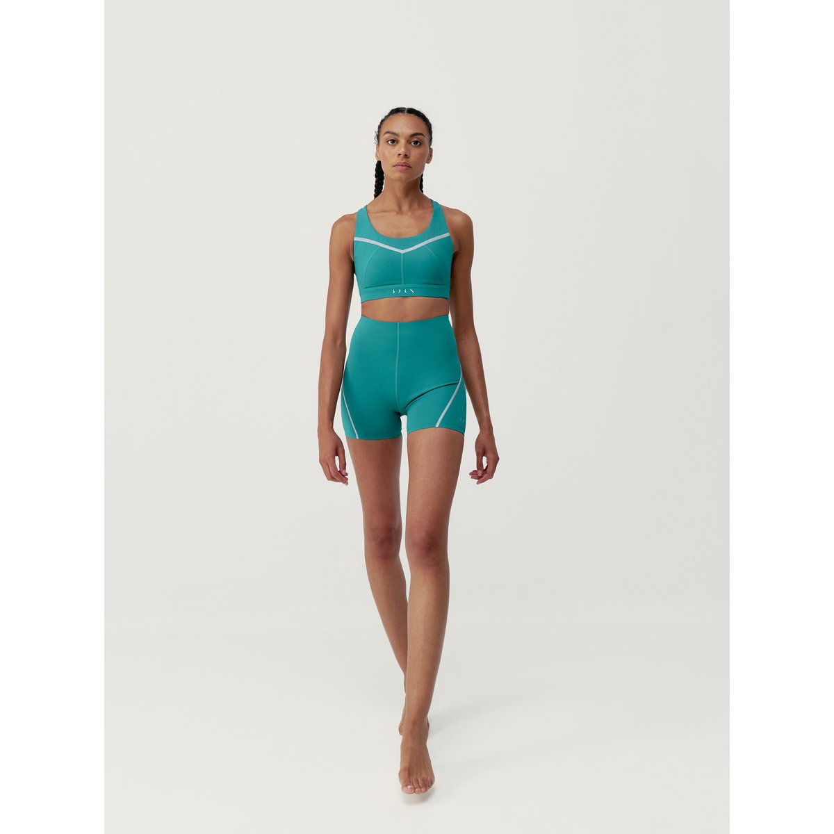 Short Moulant de Sport Performance LUNA vert bleuâtre, BORN