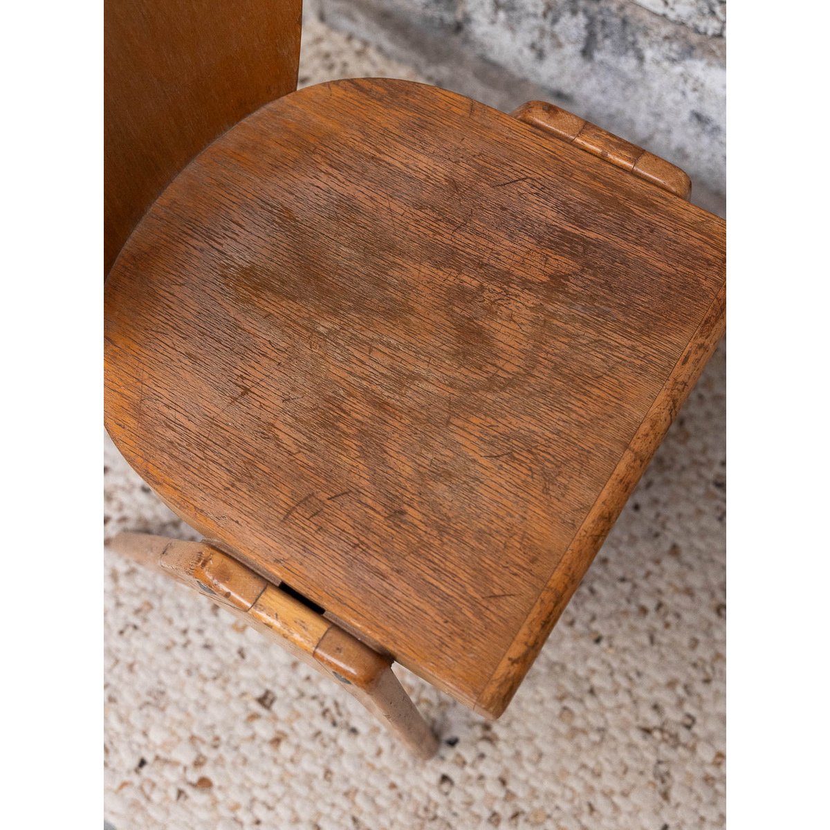Paire de 2 chaises de design Alma N°1778 - Bon état bois clair, DEBONGOUT