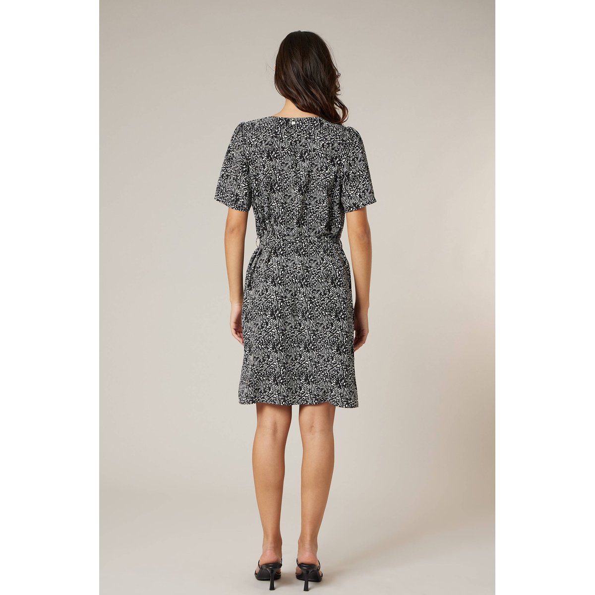 Robe droite femme fluide NALA black, DEELUXE