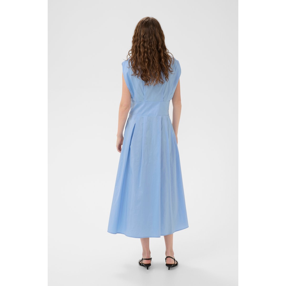 Robe bleu forever blue, CULTURE
