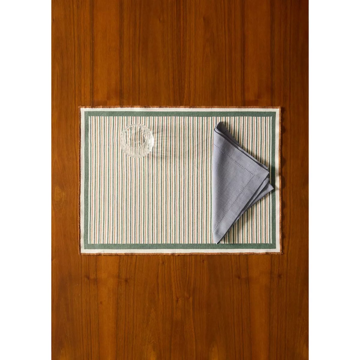 Set de table en lin et coton imprimé à rayures et overlock vert, MANGO HOME