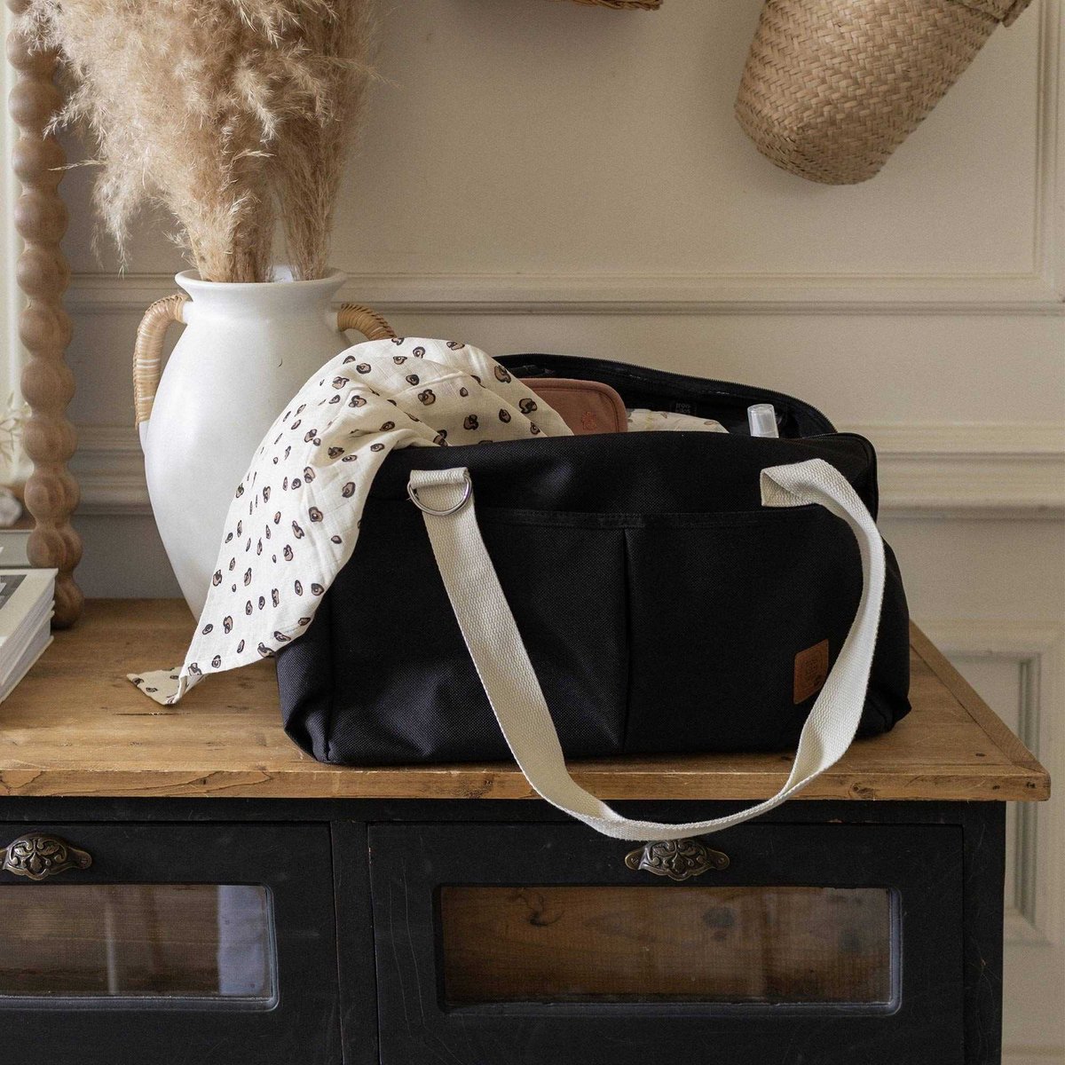 Sac à langer à bandoulière noir, TROIS KILOS SEPT
