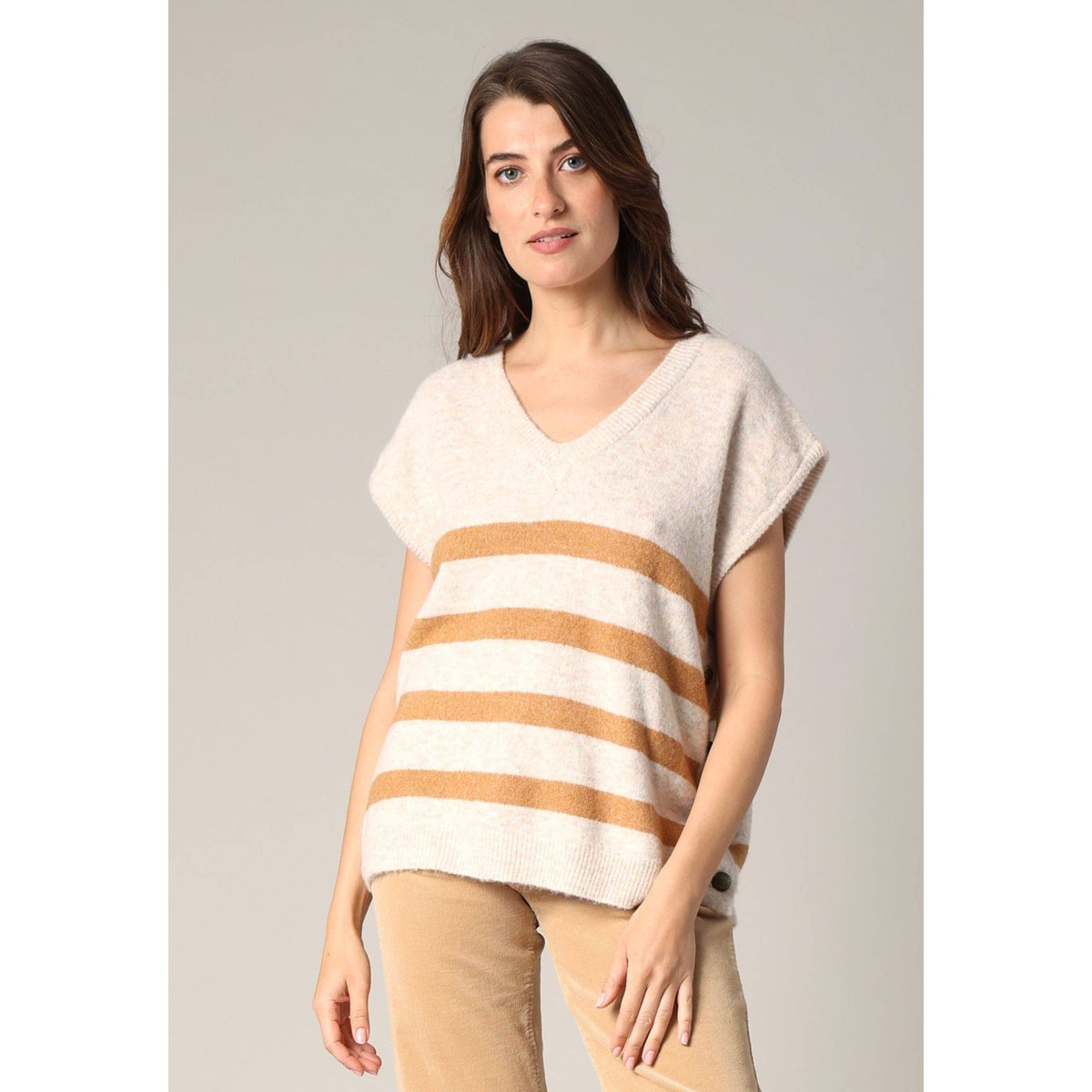 Pull en maille style marin sans manches avec boutons fantaisie BIRDY camel, DEELUXE