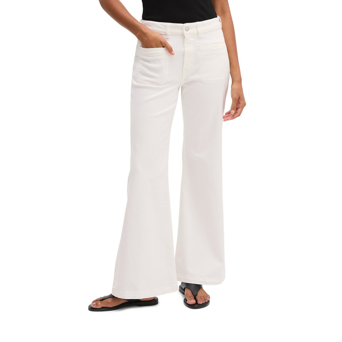 Jeans modèle Caya flared en denim Left Hand blanc, MARC O'POLO