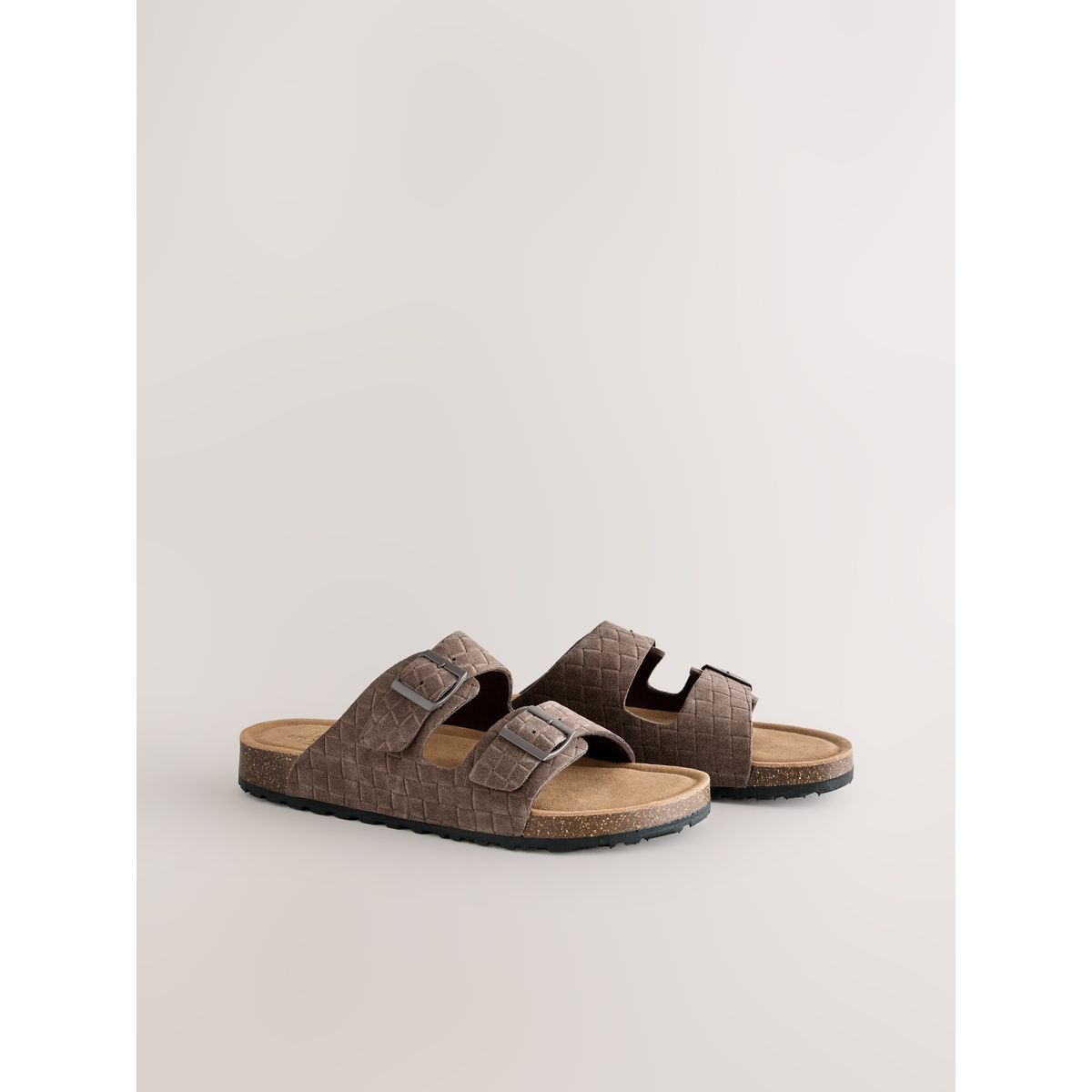Sandales en daim à 2 boucles et motif relief marron, NEXT