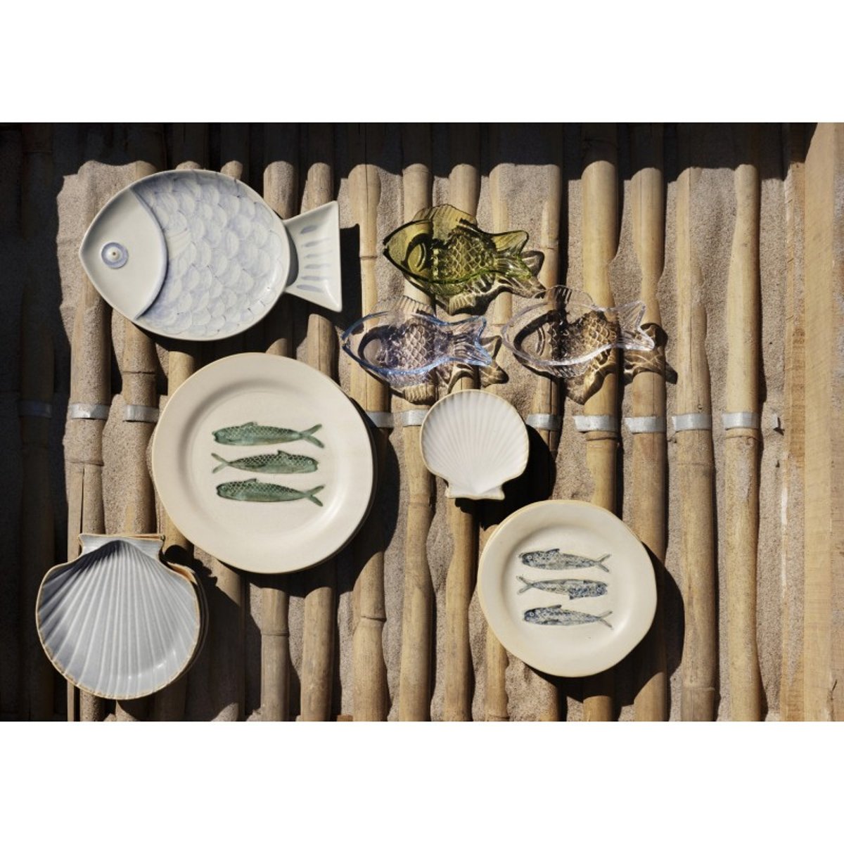 Grande assiette grès motif poissons vert, MADAM STOLTZ