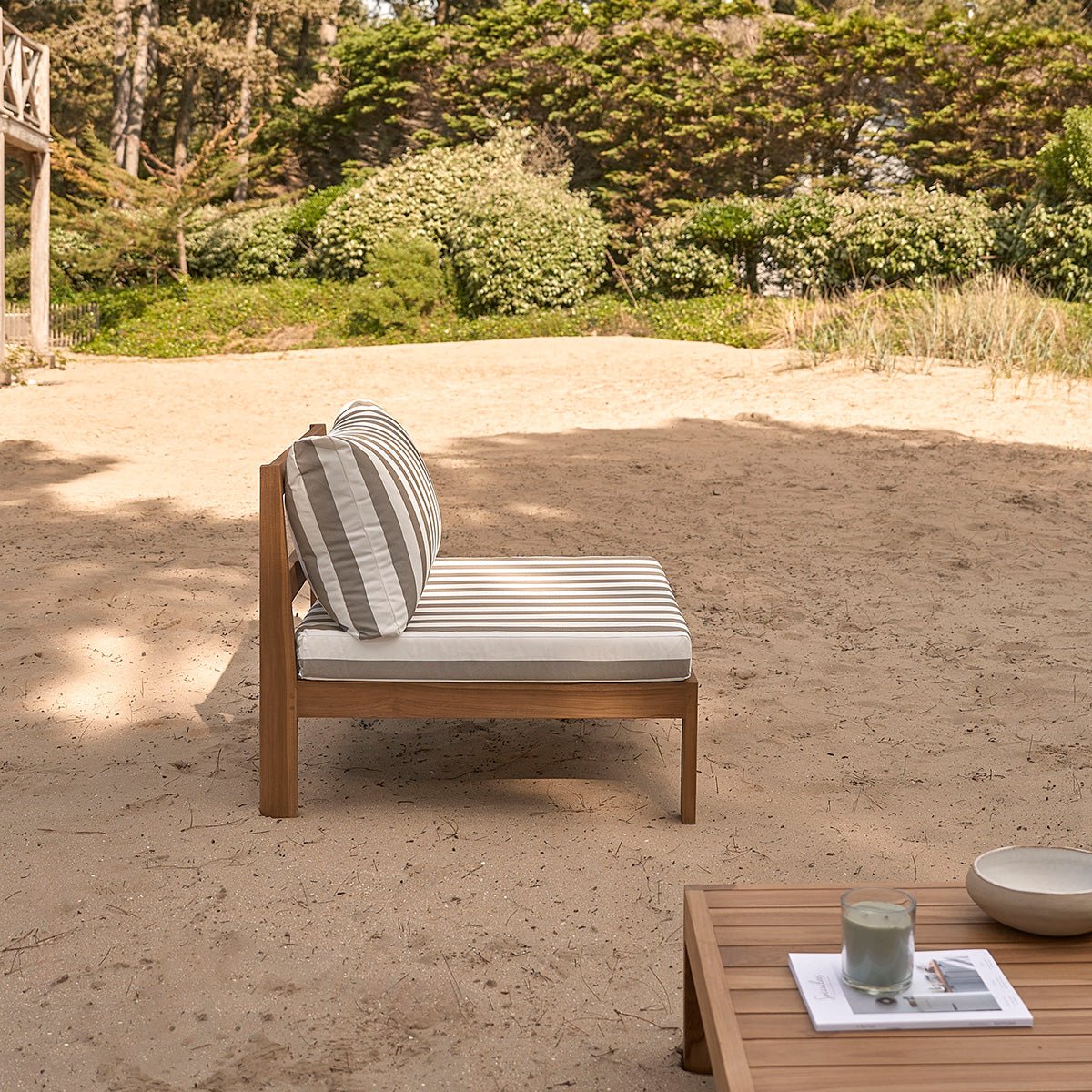 Salon de jardin bas en teck massif rayé PALMA gris, BERAH GETAH
