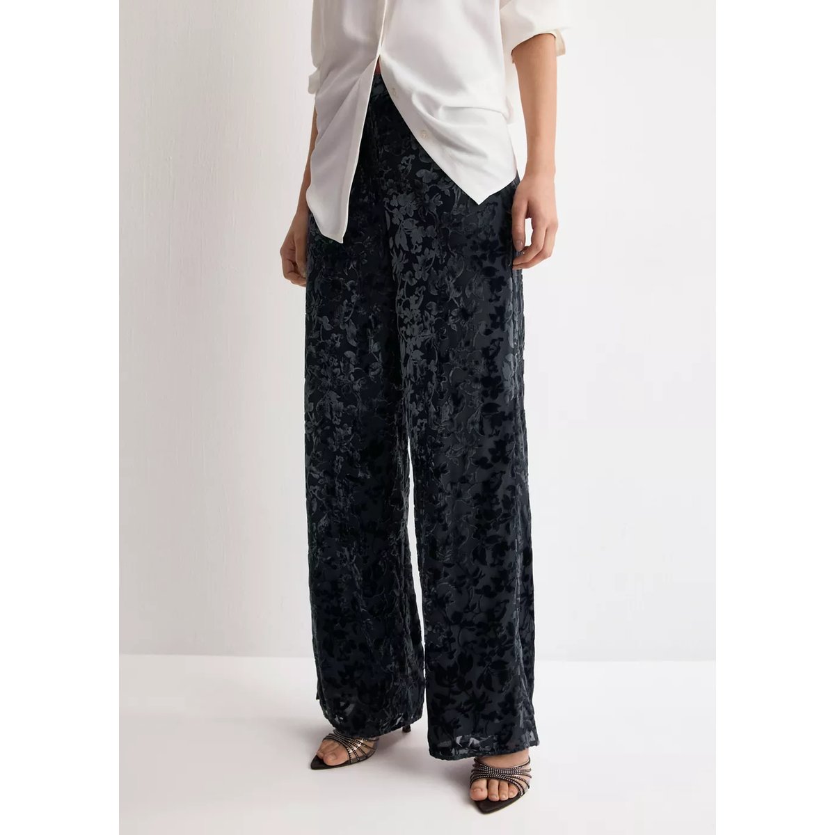 Pantalon droit dévoré bleu nuit, MANGO