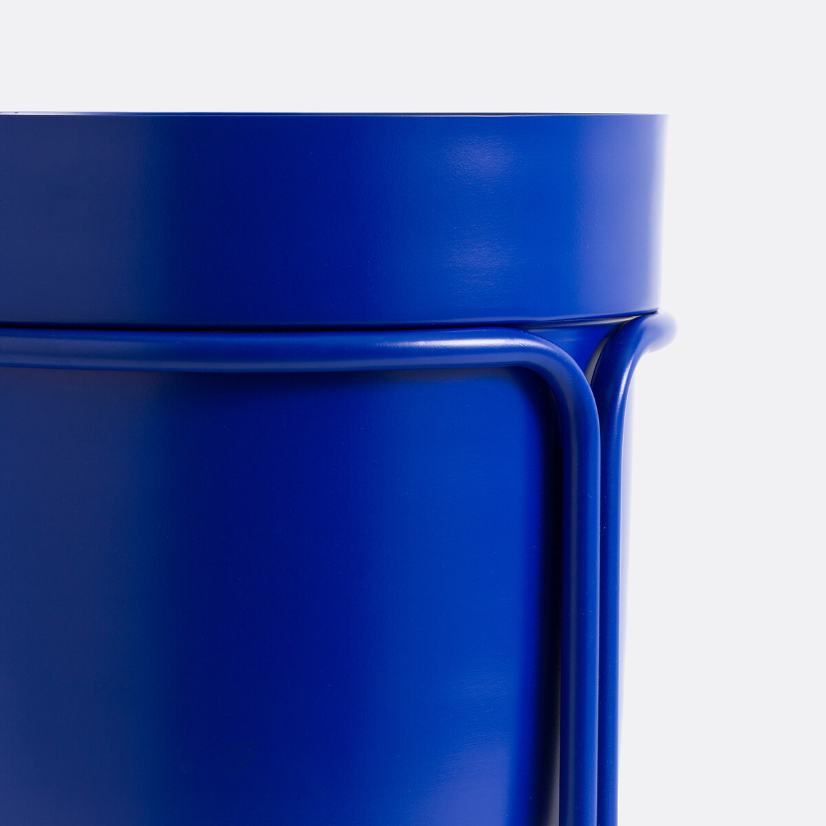Vaso com suporte, em ferro, alt. 40 cm, Ocardo azul-vivo, LA REDOUTE INTERIEURS