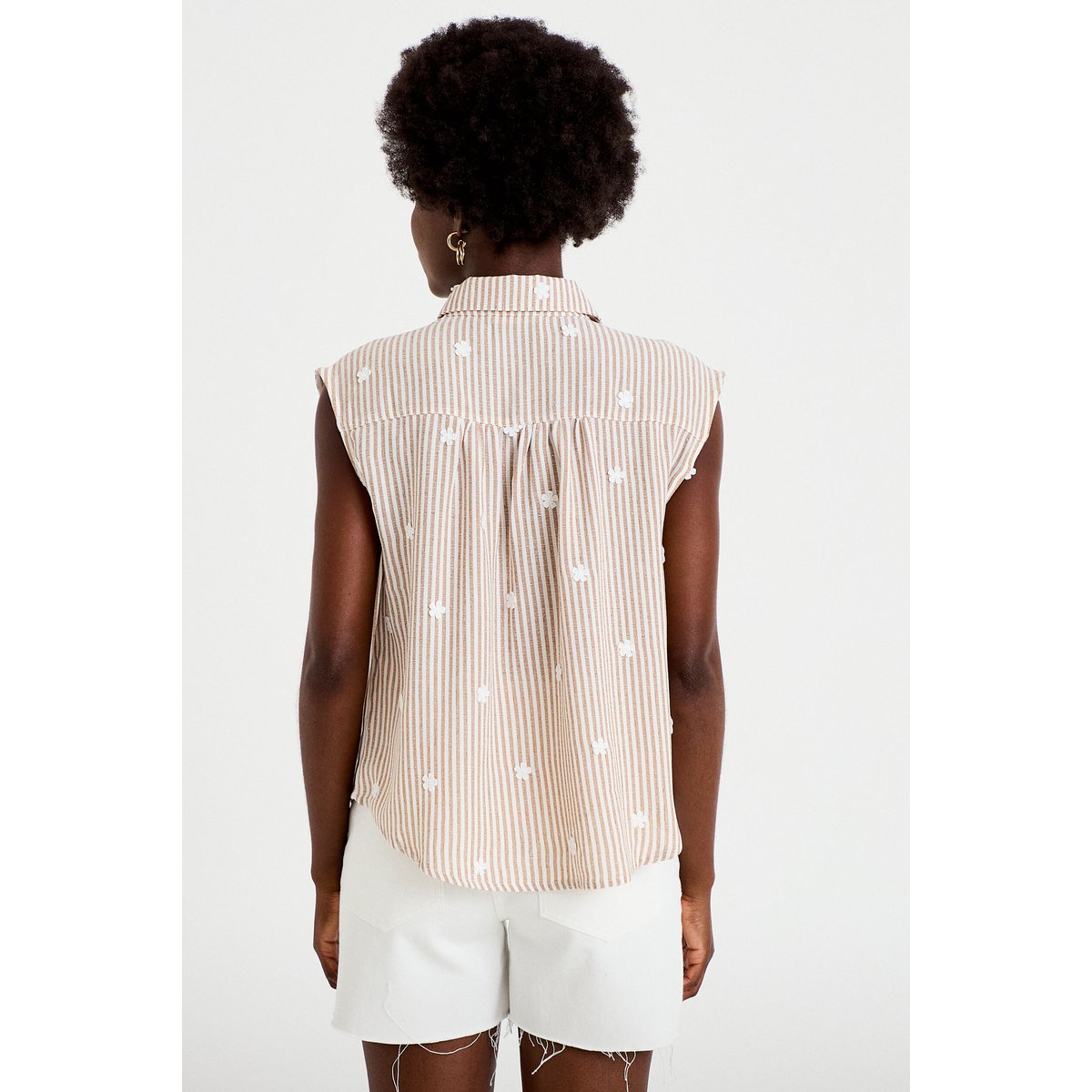 Blouse sans manches col classique marron, CACHE CACHE