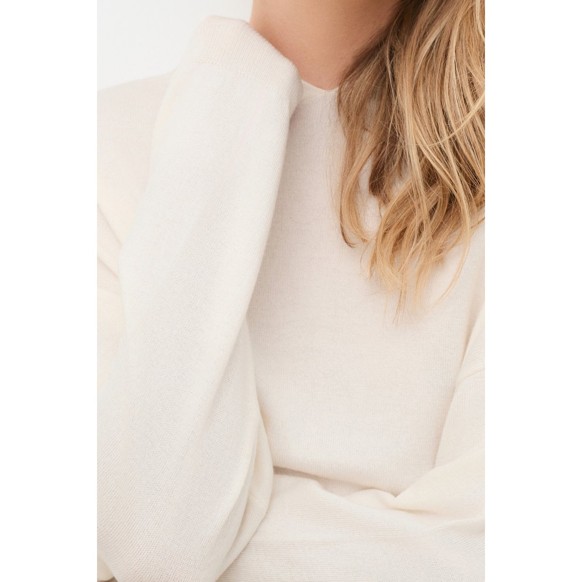 Pull ample à capuche cachemire MDUSTIN ecru, CAROLL