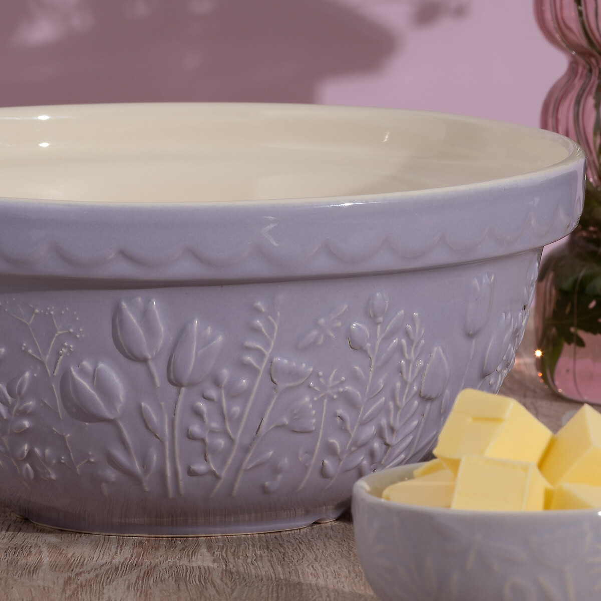 In The Meadow 24cm Tulip Mixing Bowl lilac, MASON CASH
