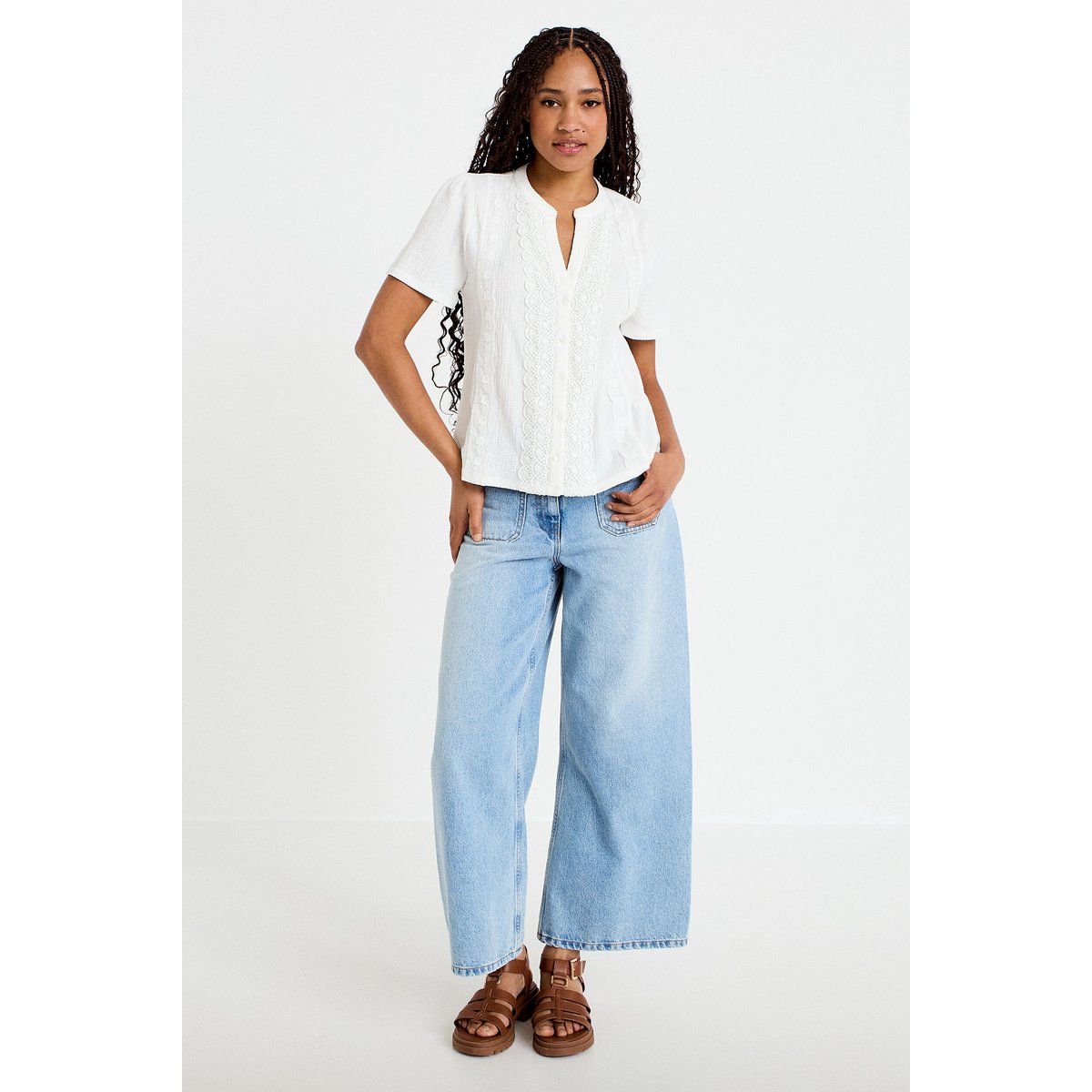 Blouse plastron brodé manches courtes ecru, CACHE CACHE