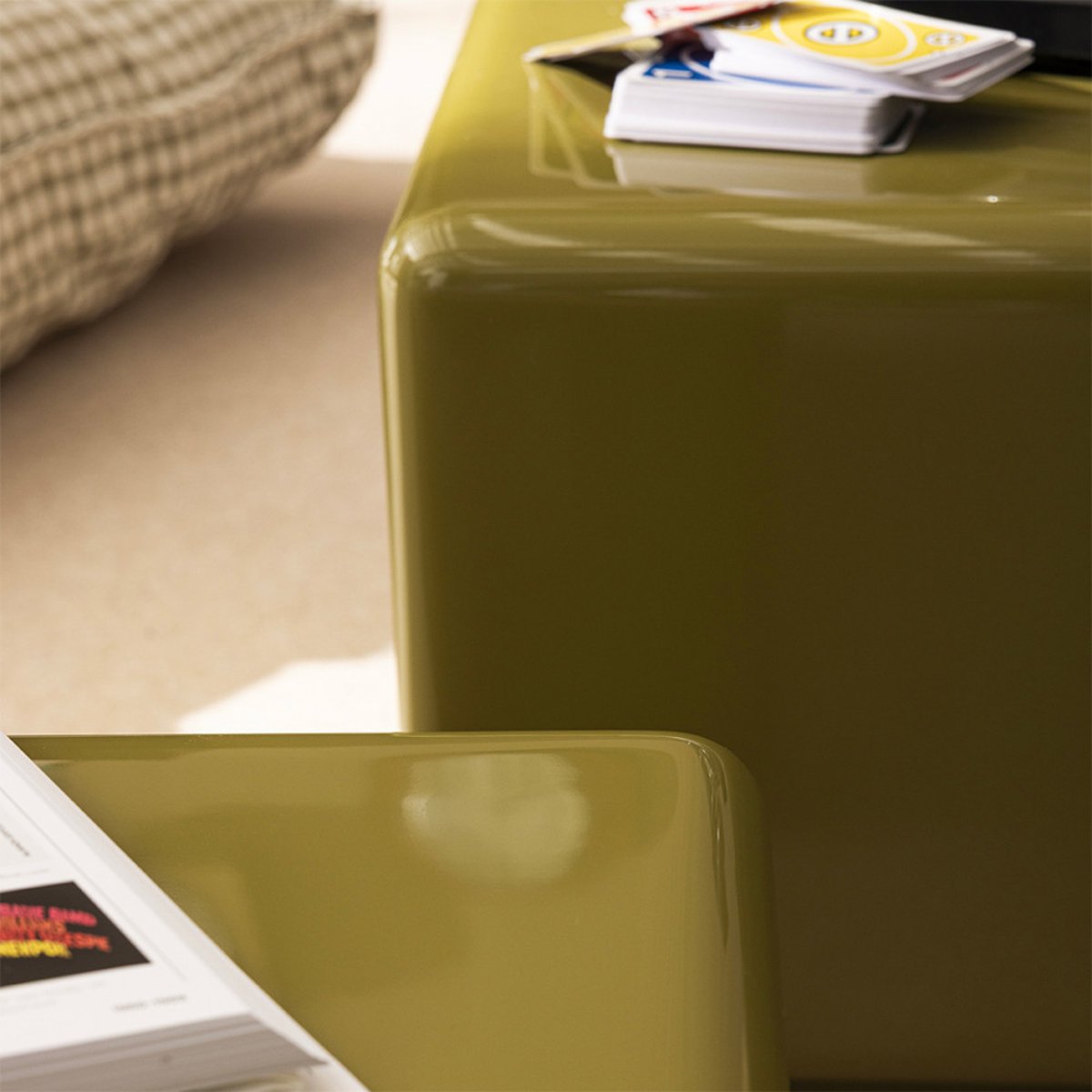 Table d'appoint carrée laquée - GAIA vert olive, DRAWER
