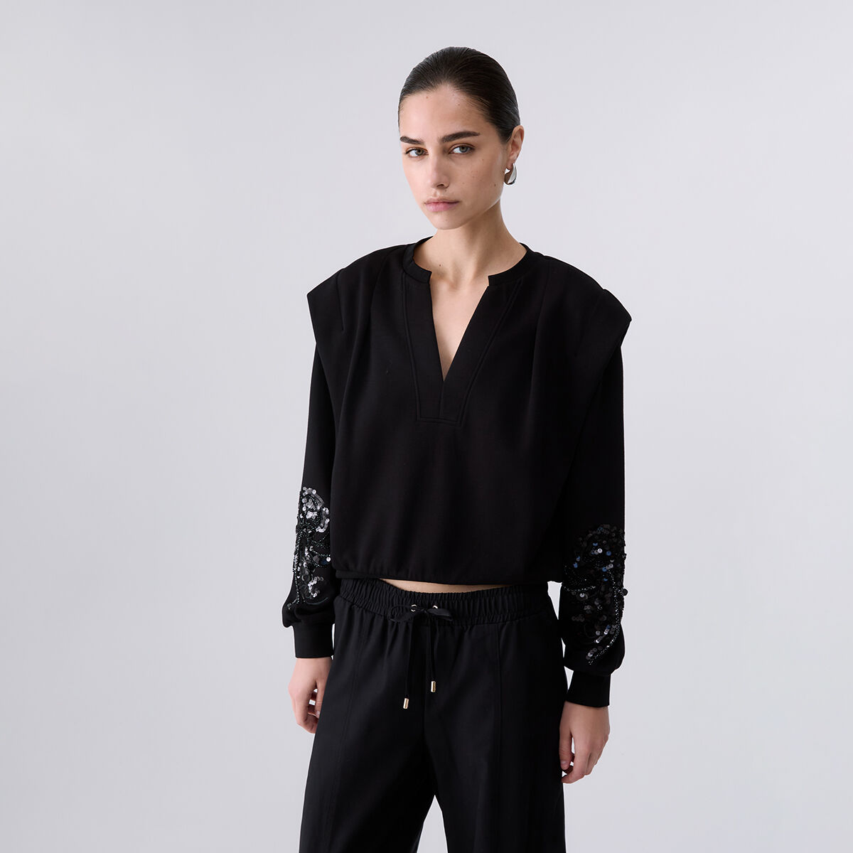 Sweat-shirt avec broderies bijoux noir, LIU JO
