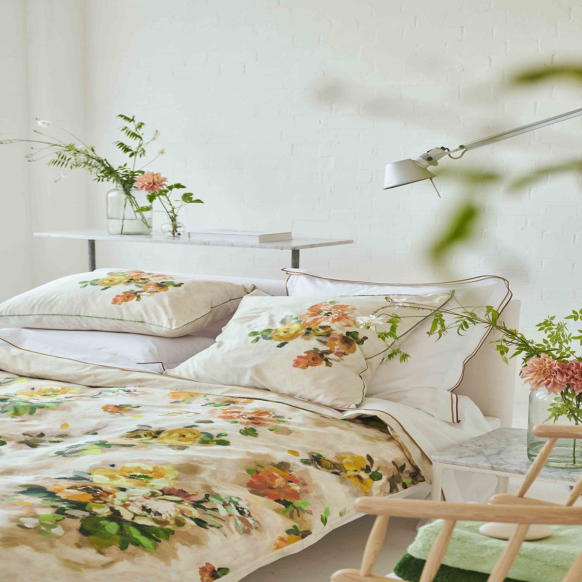 Housse de couette imprimée en satin de coton, GIARDINO DI ROSE ACACIA beige clair, DESIGNERS GUILD