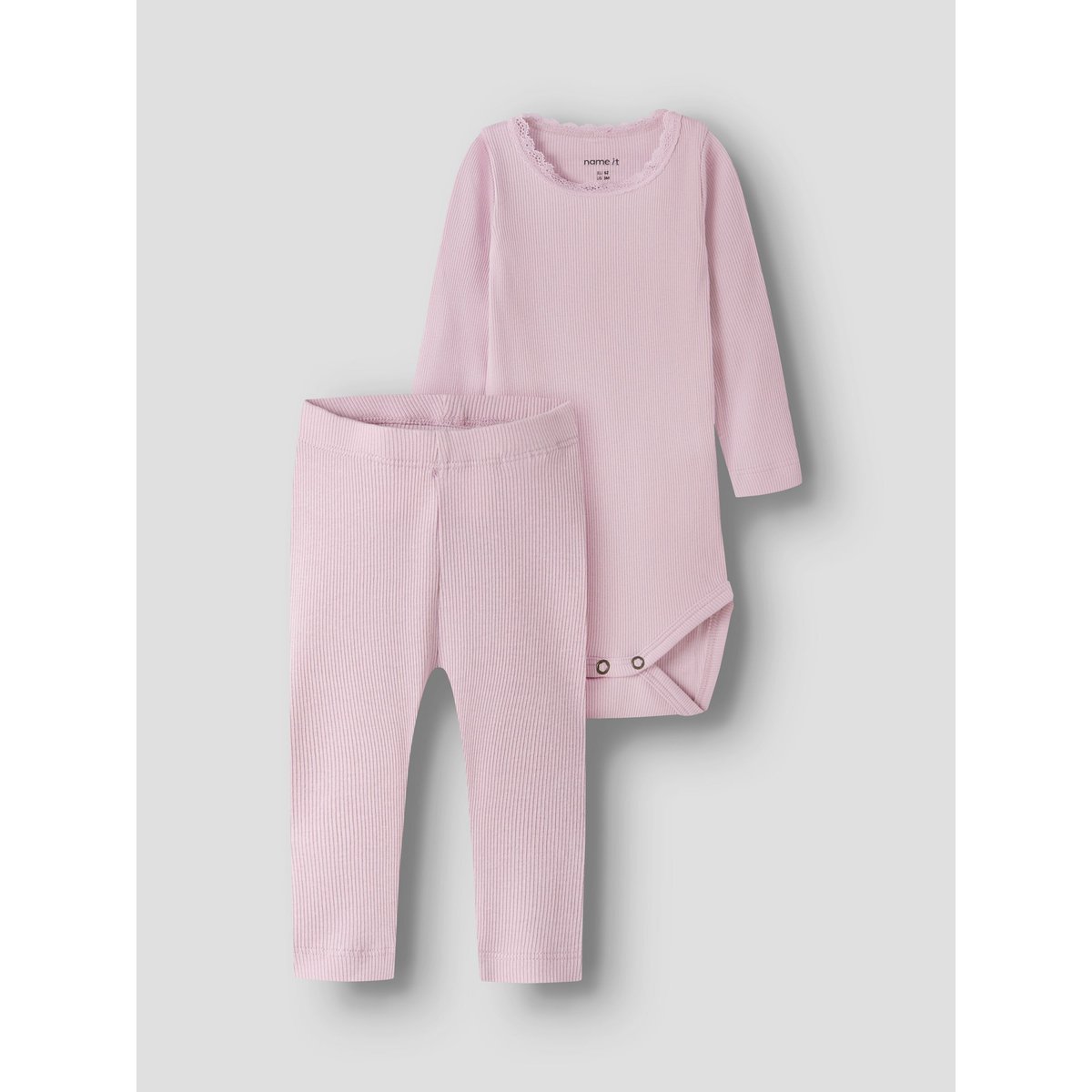 Ensemble violet - fragrant lilac, NAME IT