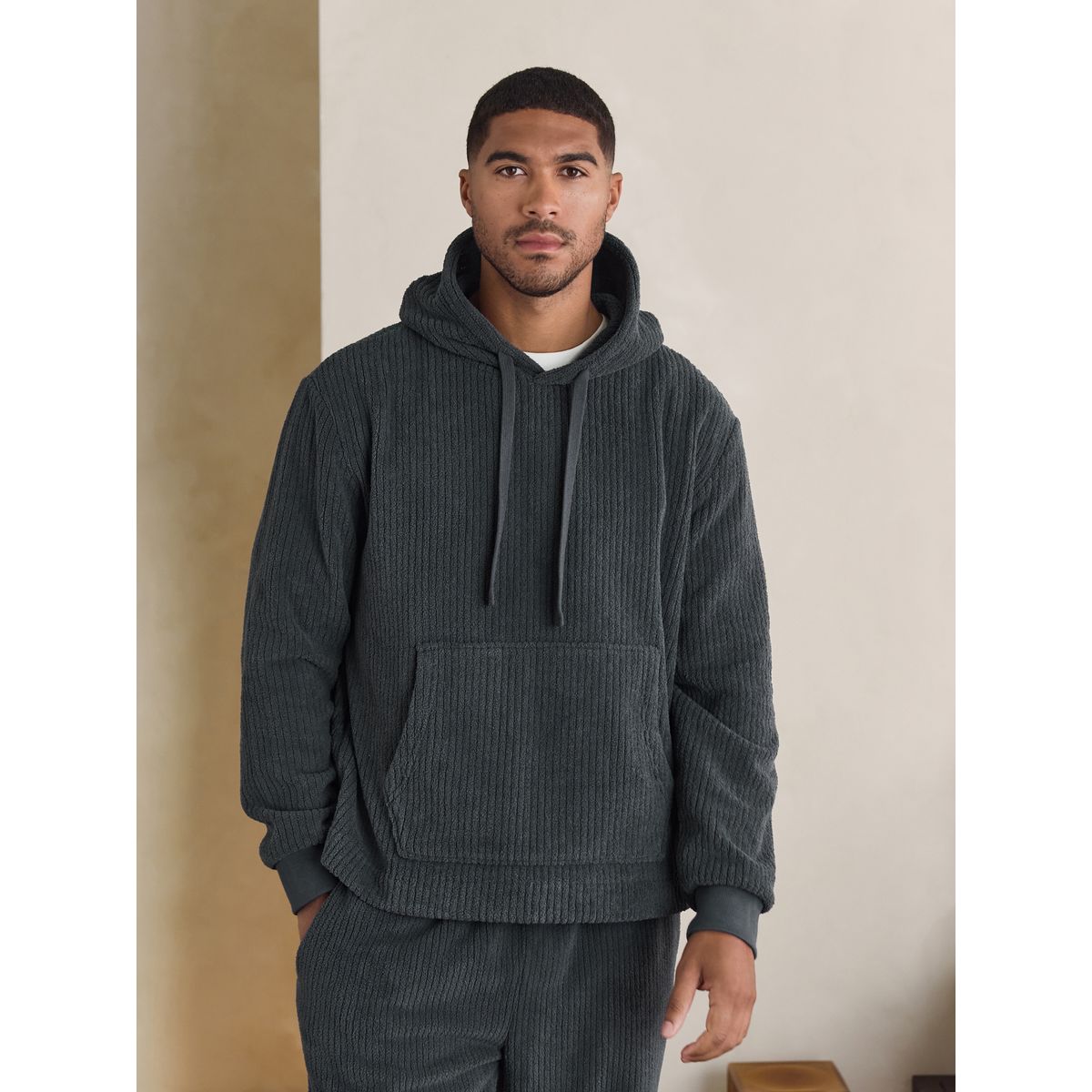 Sweat à capuche côtelé texturé en peau lainée gris ardoise, NEXT