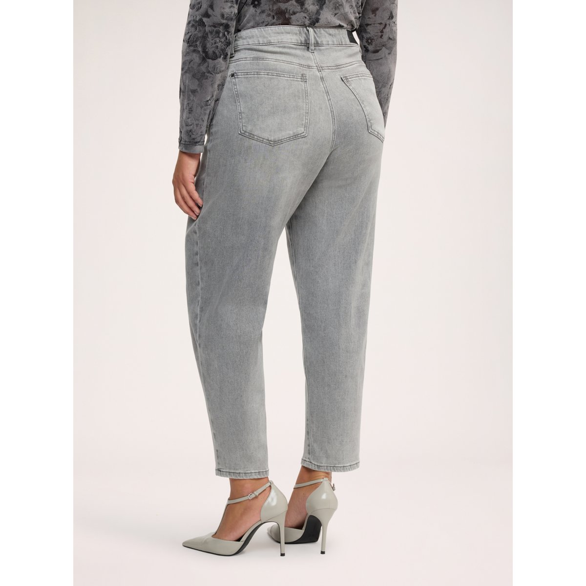 Jean Mom Fit délavage gris gris, FIORELLA RUBINO