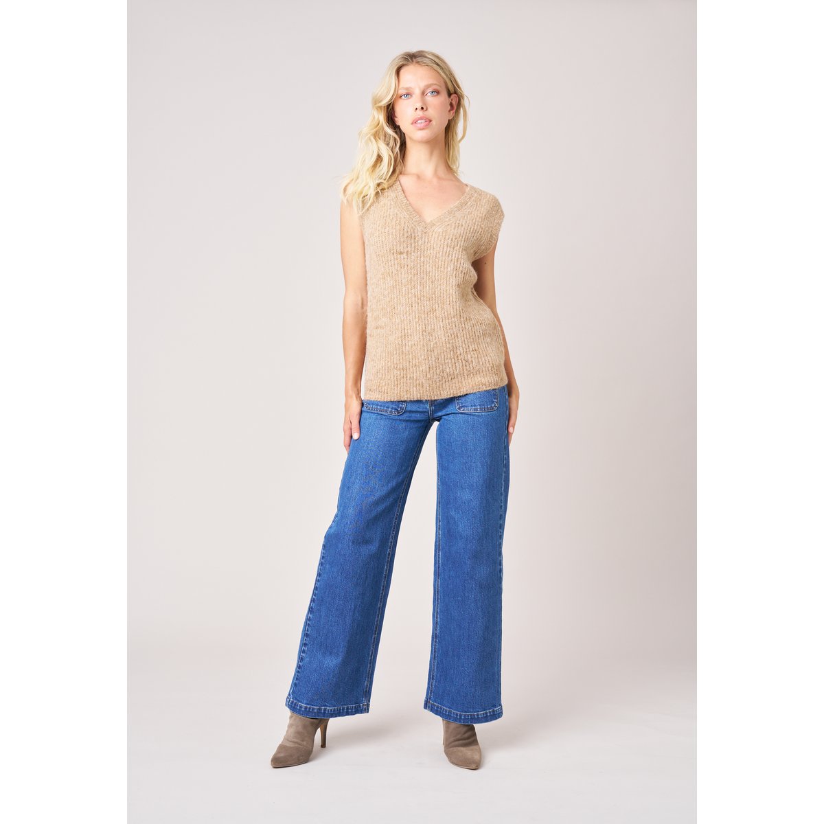 Pull femme en maille, sans manches PIA camel, DEELUXE