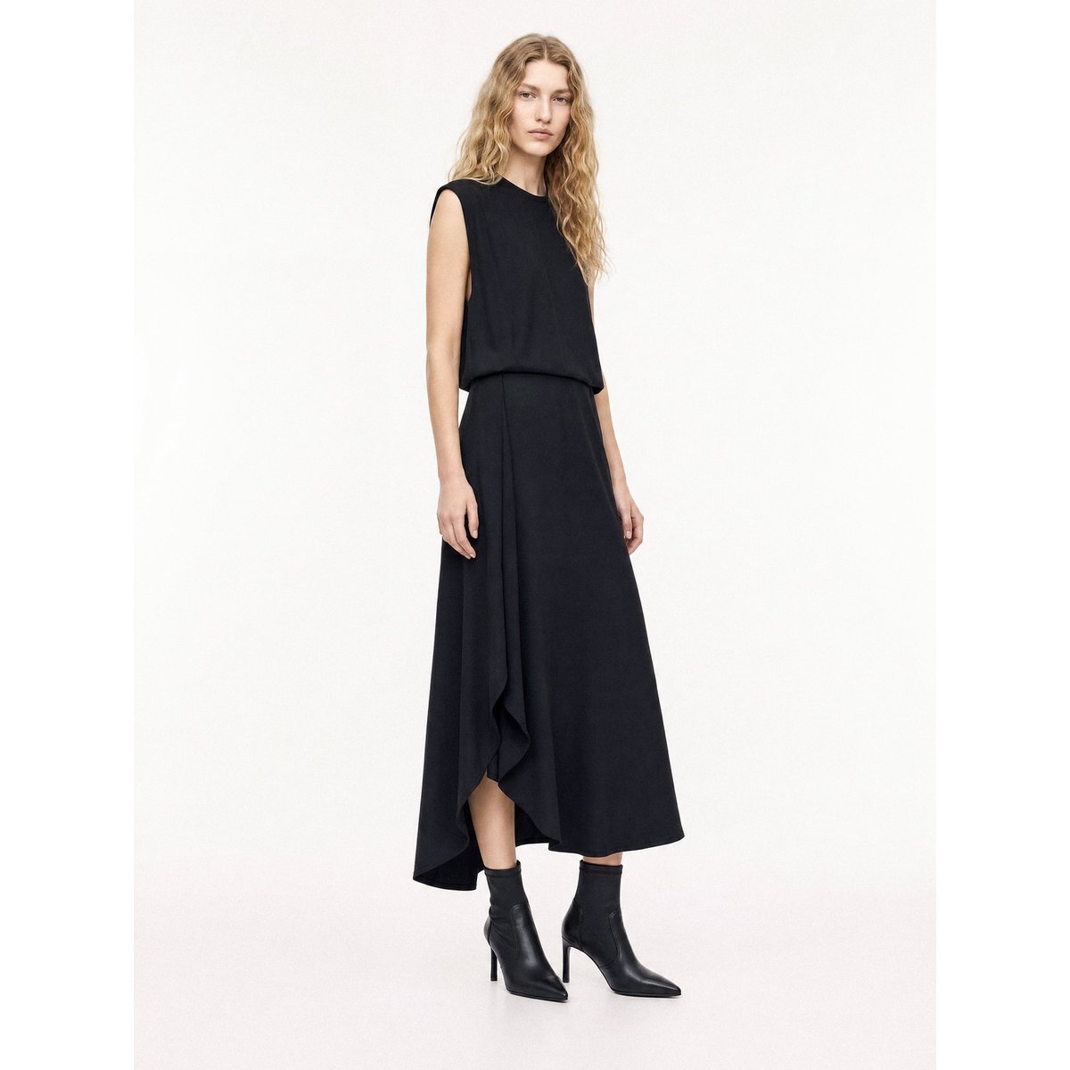 Bottines en cuir stretch à bout pointu OPHELIA noir, MI MAI
