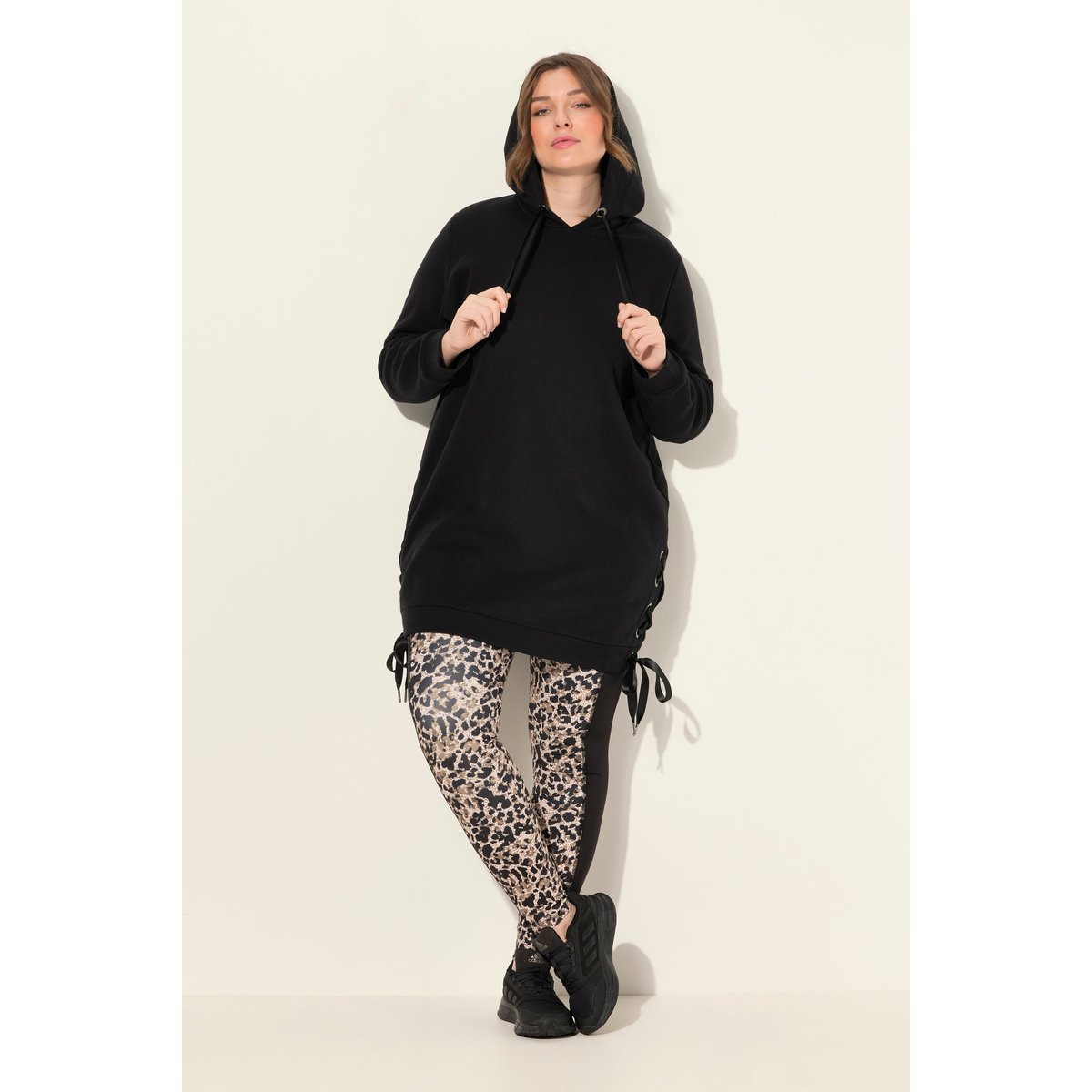 Long sweat à capuche noir, ULLA POPKEN