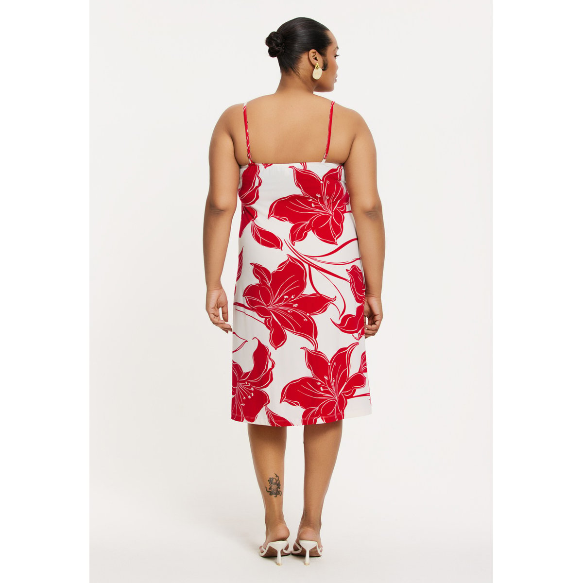 Robe sans manches rouge, YOEK