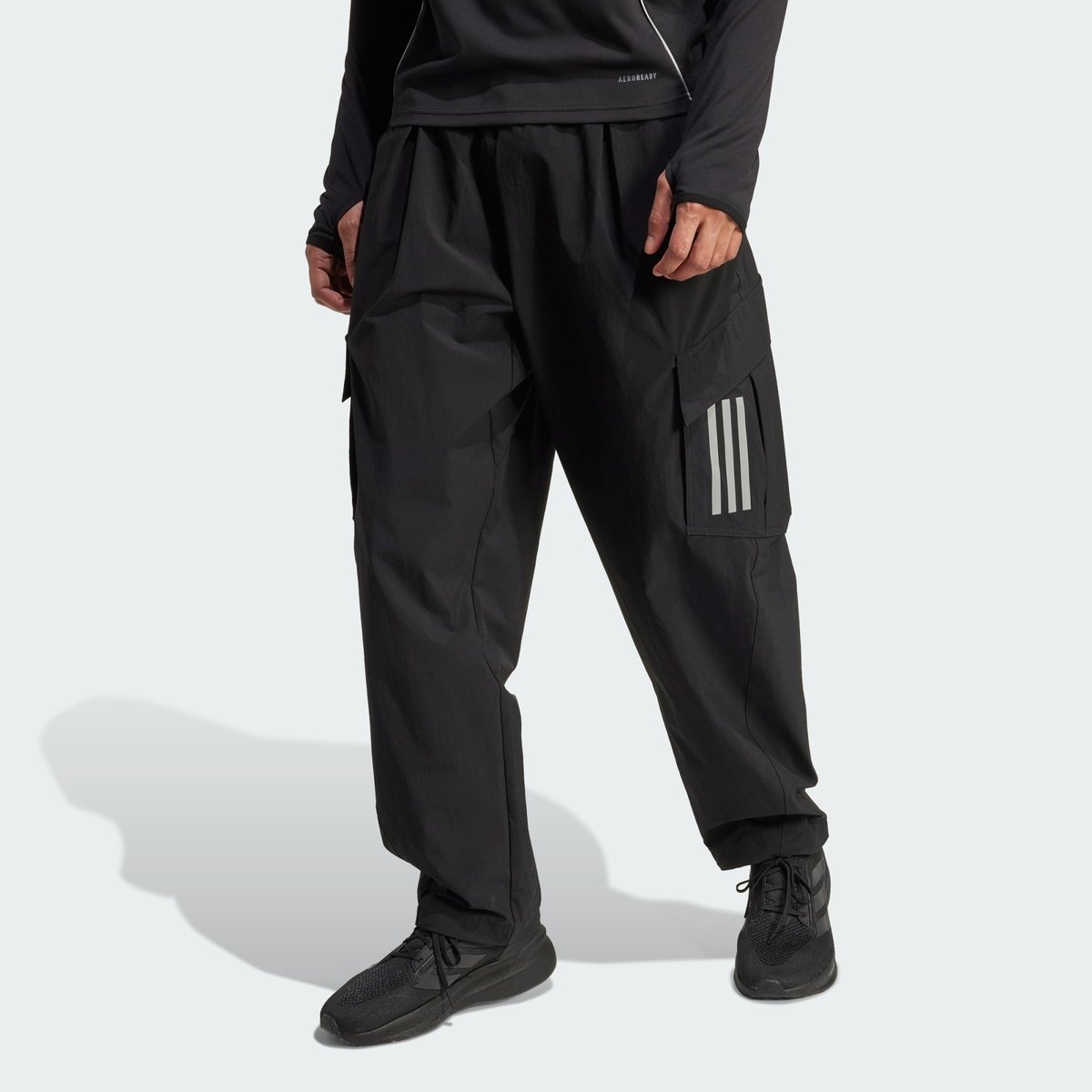 Mercedes - Pantalon Amg Petronas Formula One Team Mecanics Mercedes - Pantalon Amg Petronas Formula One Team Mecanics black / reflective silver, adidas Performance