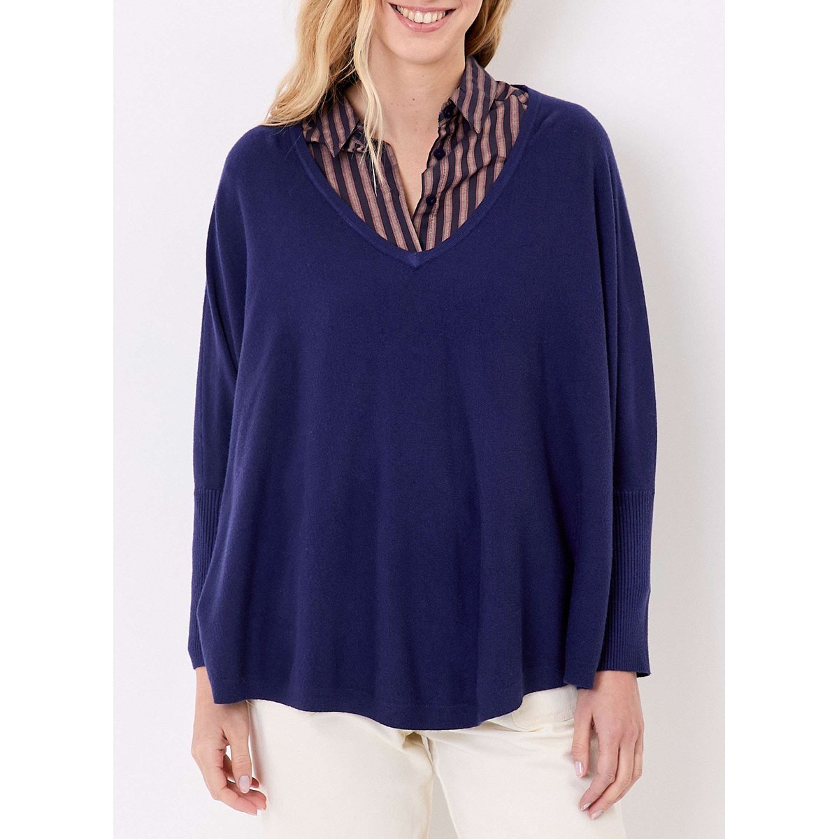 Pull oversize maille col V LANA bleu foncé, LA FIANCÉE