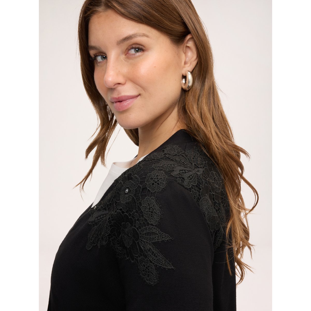 Cardigan avec applications en dentelle noir, FIORELLA RUBINO