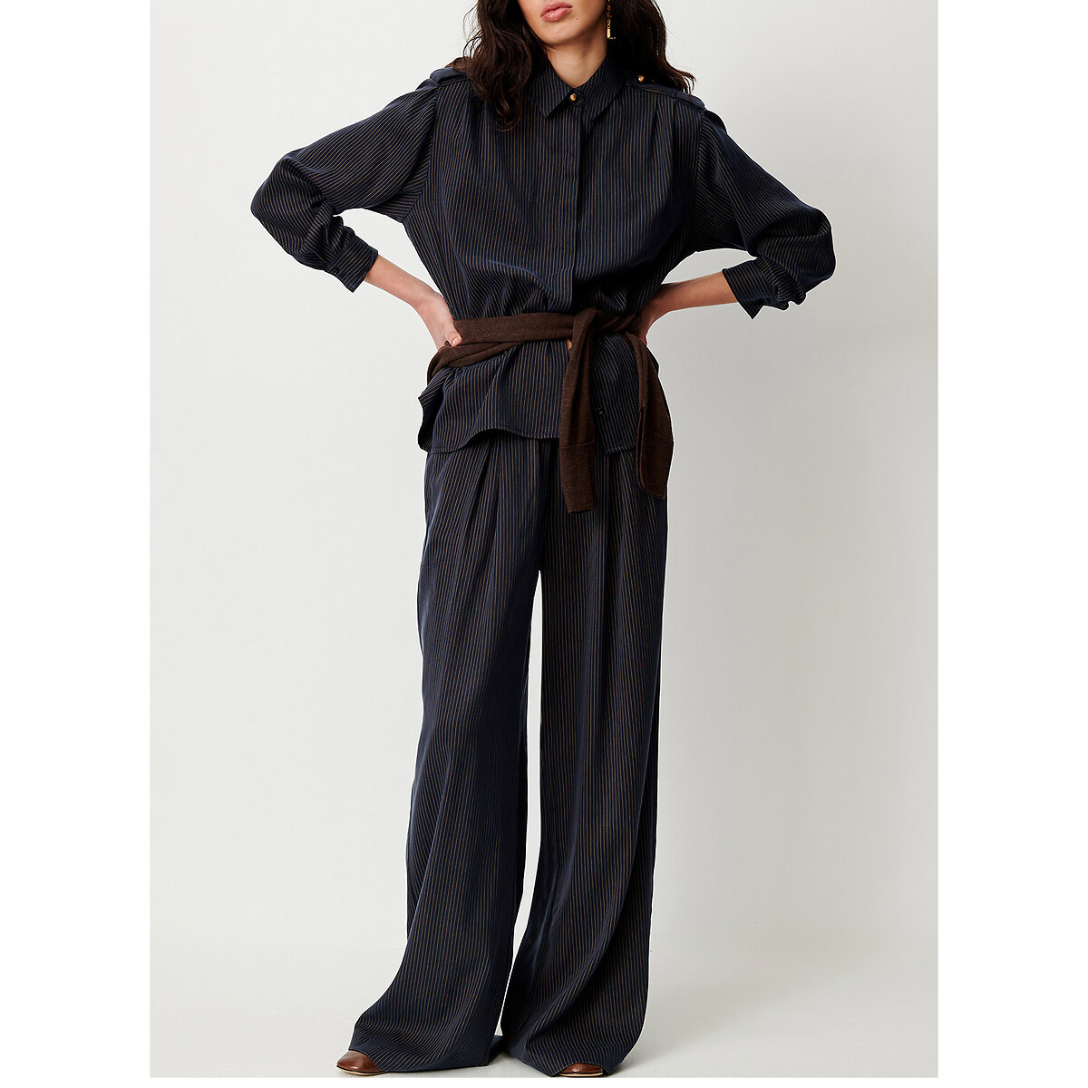 Pantalon large à fines rayures avec ceinture, RIM marine, SESSUN