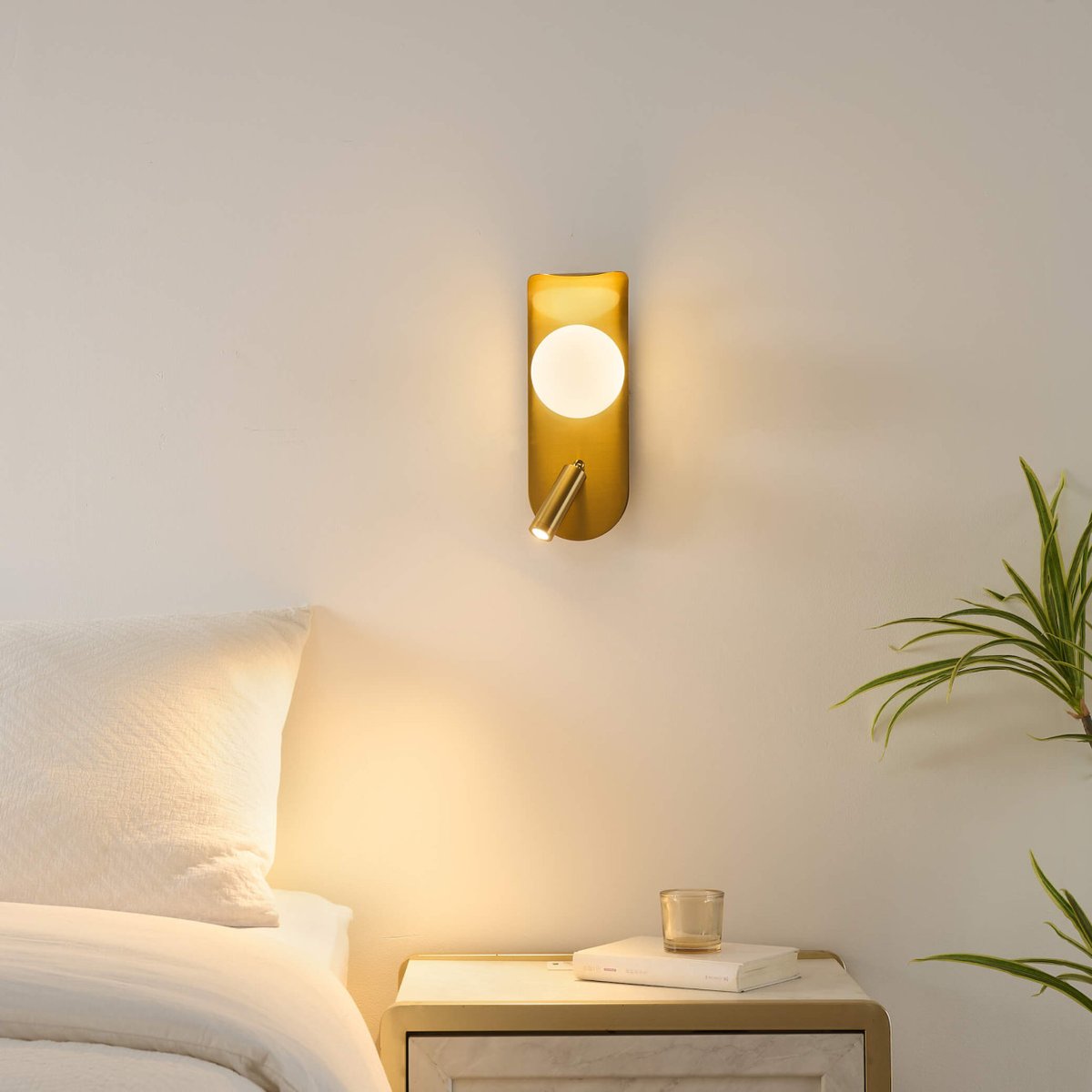 Applique moderne liseuse orientable - MATALIA laiton et blanc, KOSILUM