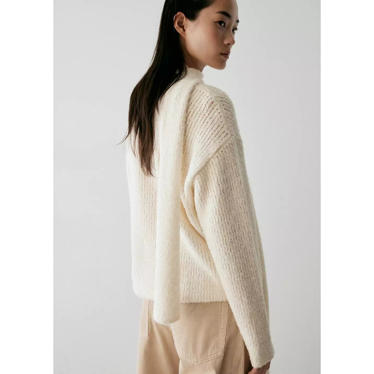Pull col en V foulard écru, MANGO
