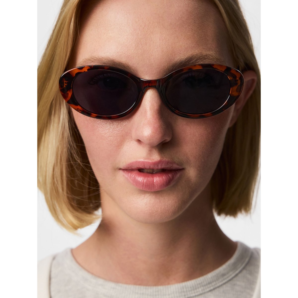 Lunettes De Soleil brown stone, PIECES