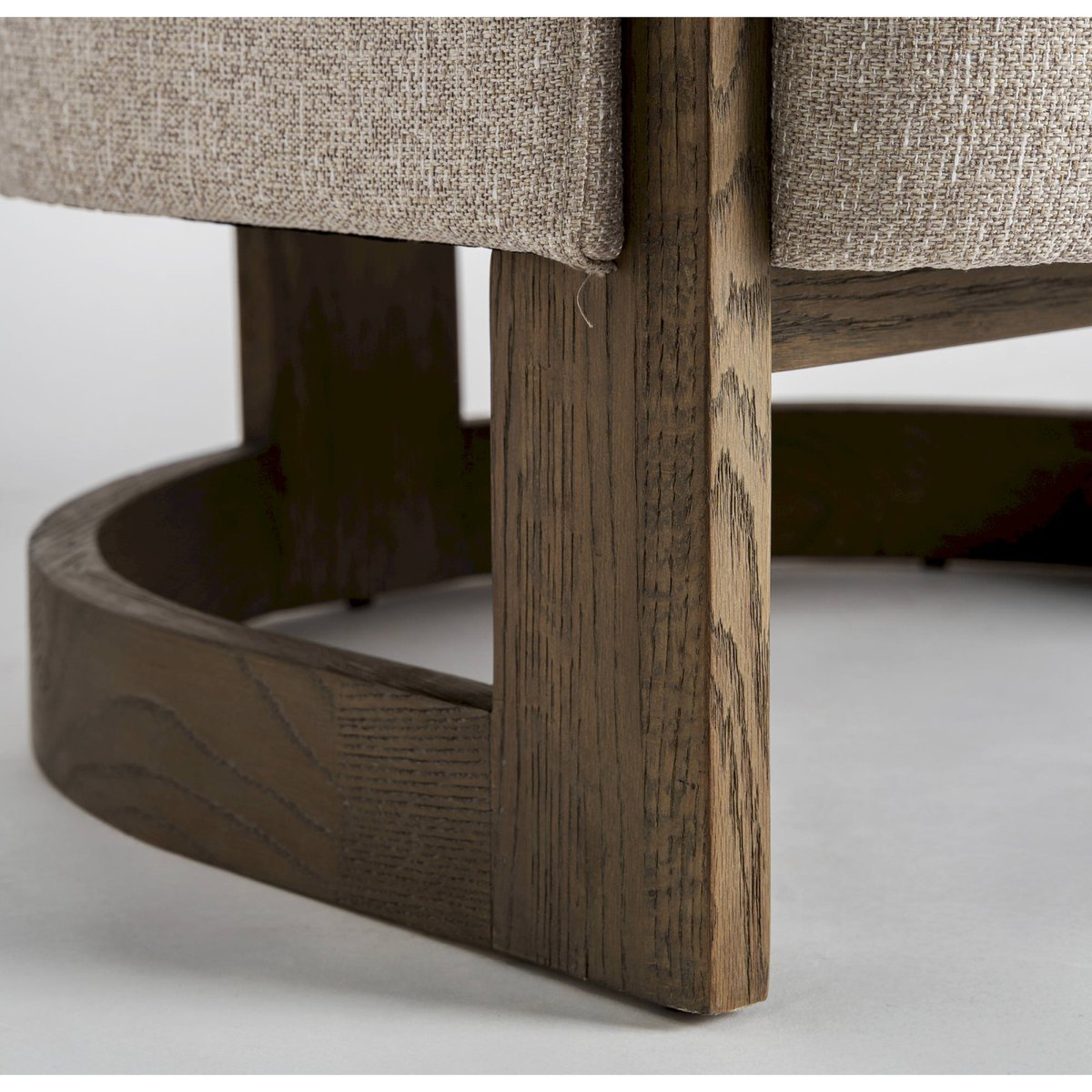 Fauteuil contemporain en frêne massif beige taupe et bois naturel, RECOLLECTION